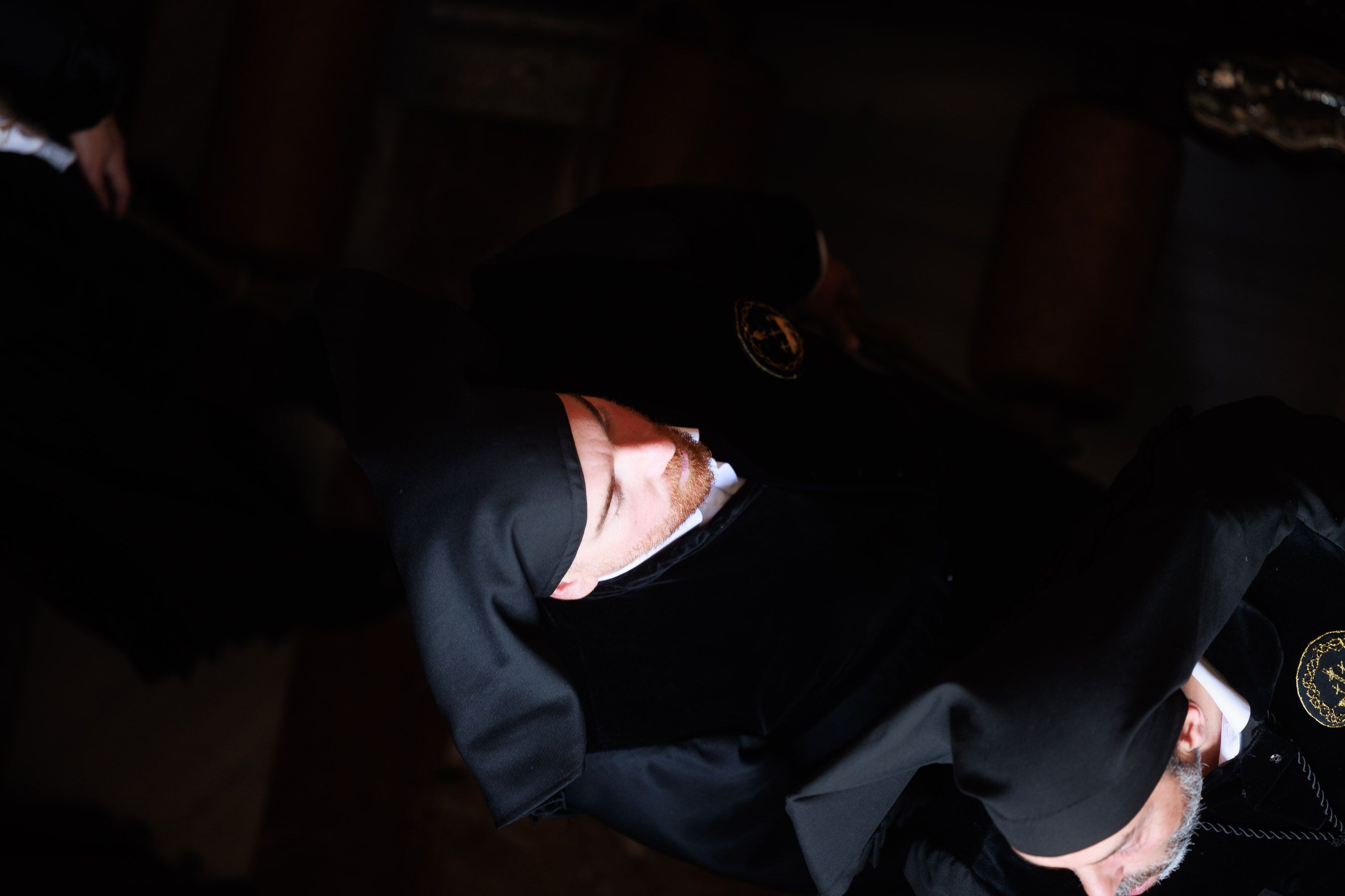 Salió el sol para el Cristo, pero tuvo que refugiarse en San Francisco el Viernes Santo en Jerez 