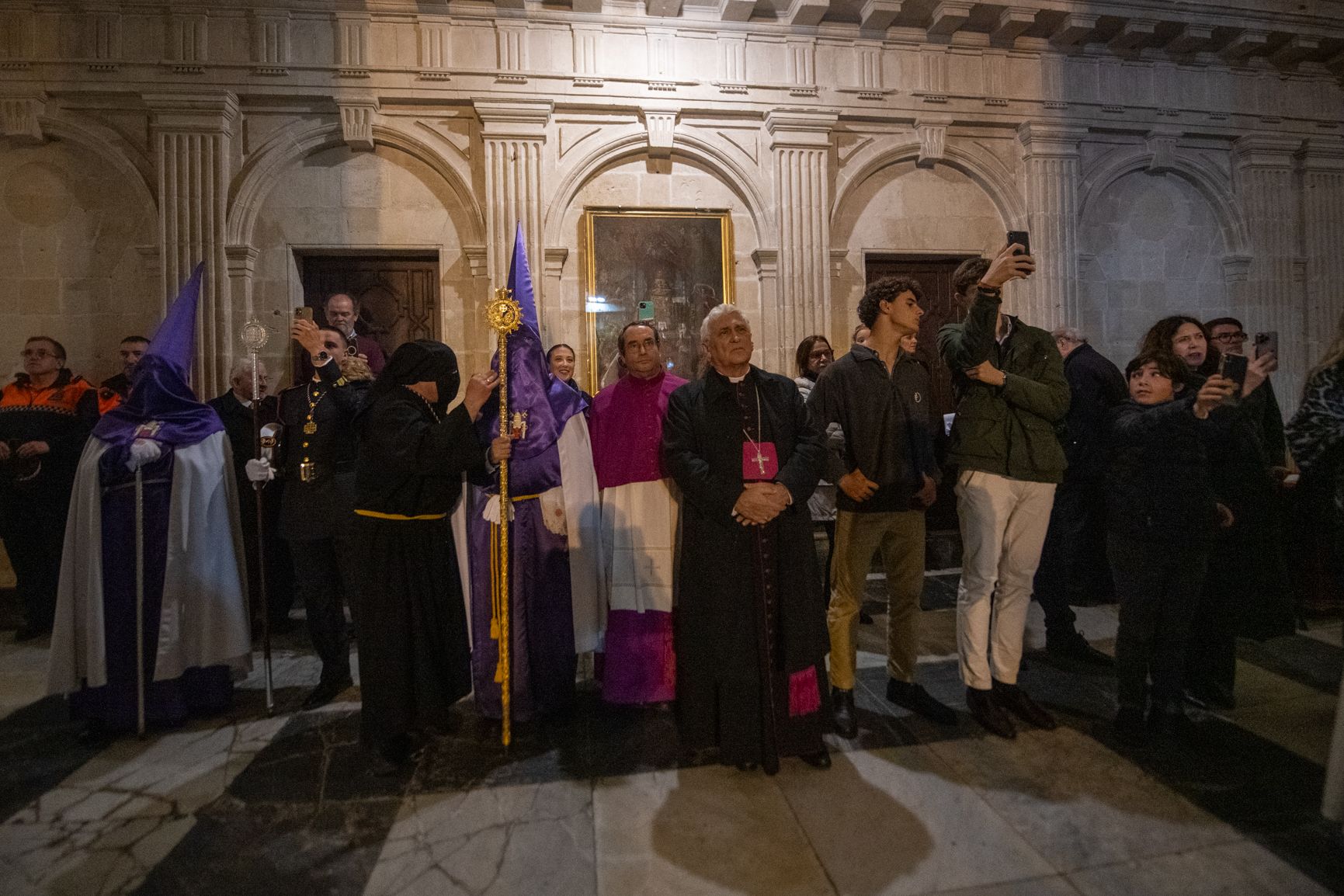 las imágenes del Jueves Santo y la madrugá en Cádiz 