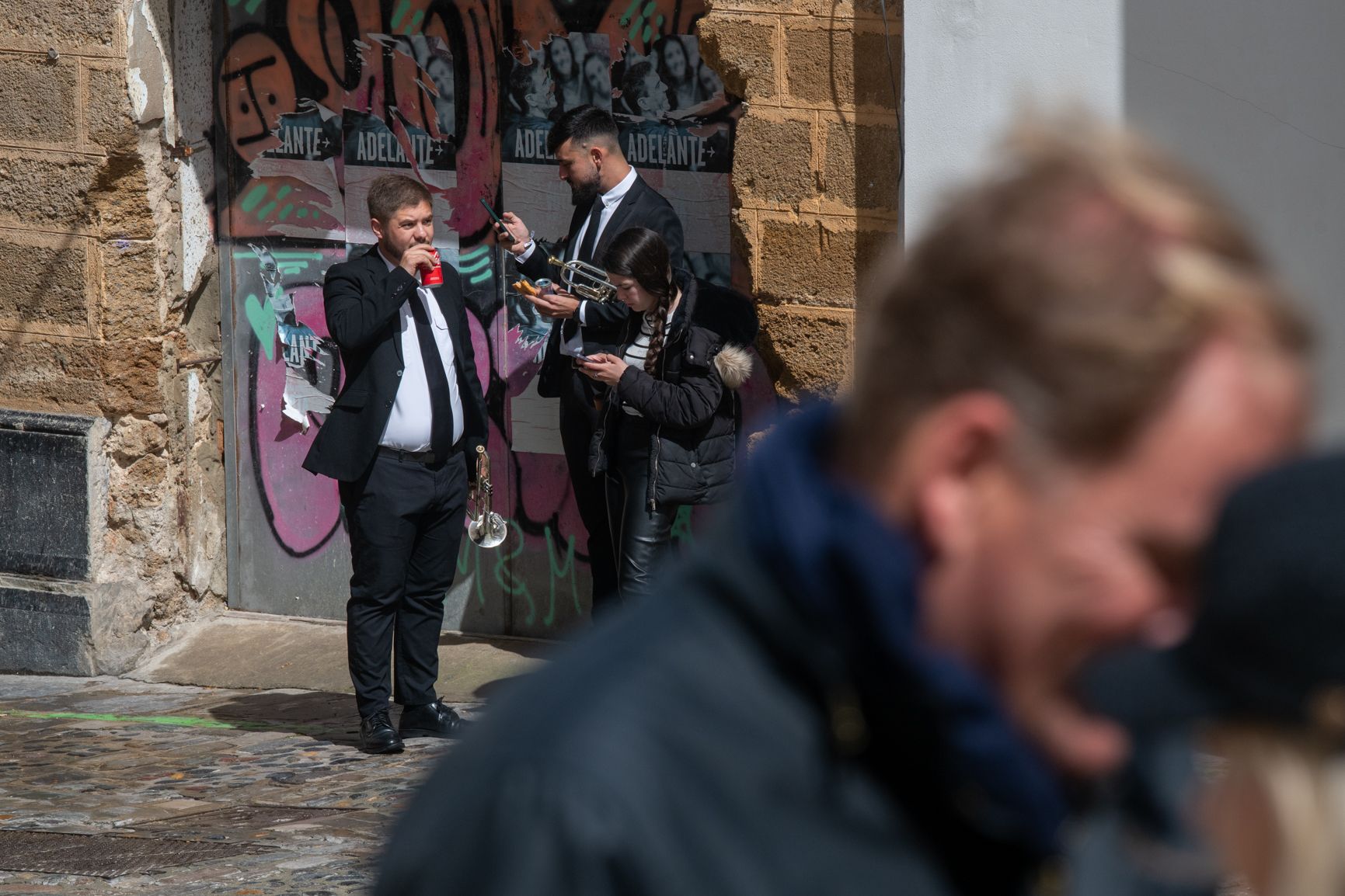  El Santo Entierro no salva el Sábado Santo en Cádiz.