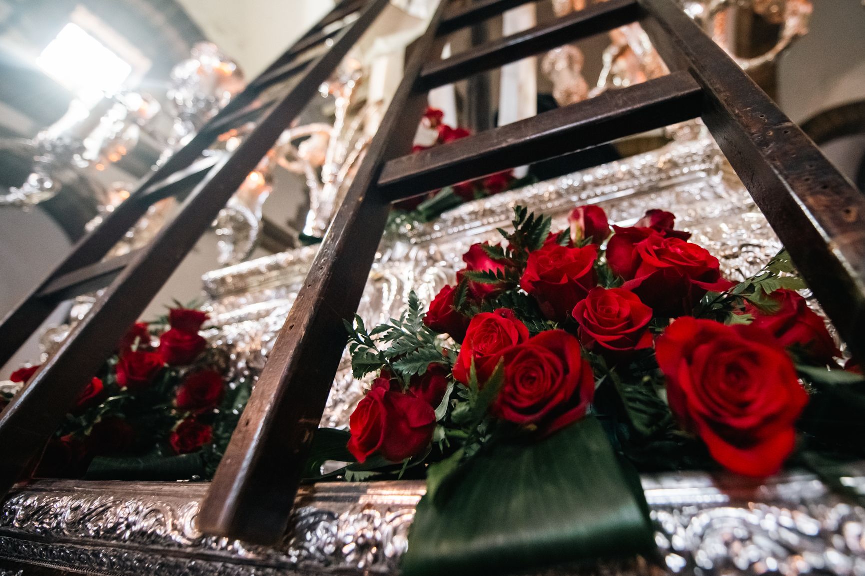  El Santo Entierro no salva el Sábado Santo en Cádiz.