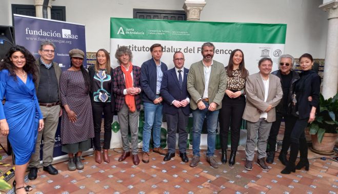 Foto de familia de la presentación del IV Festival 'Flamencos y Mestizos' de Úbeda.