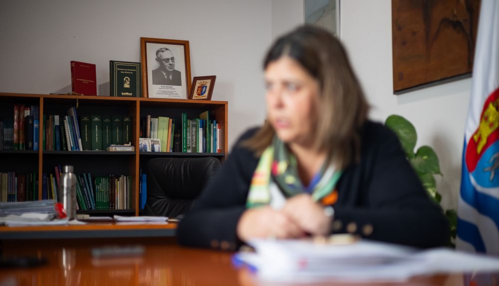 Detalle de la foto de Blas Infante en el despacho.