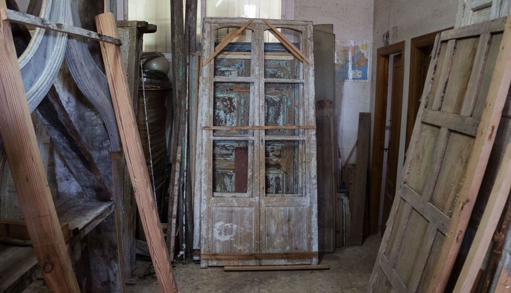 Proyecto AQUA un lugar de recuperación de maderas viejas