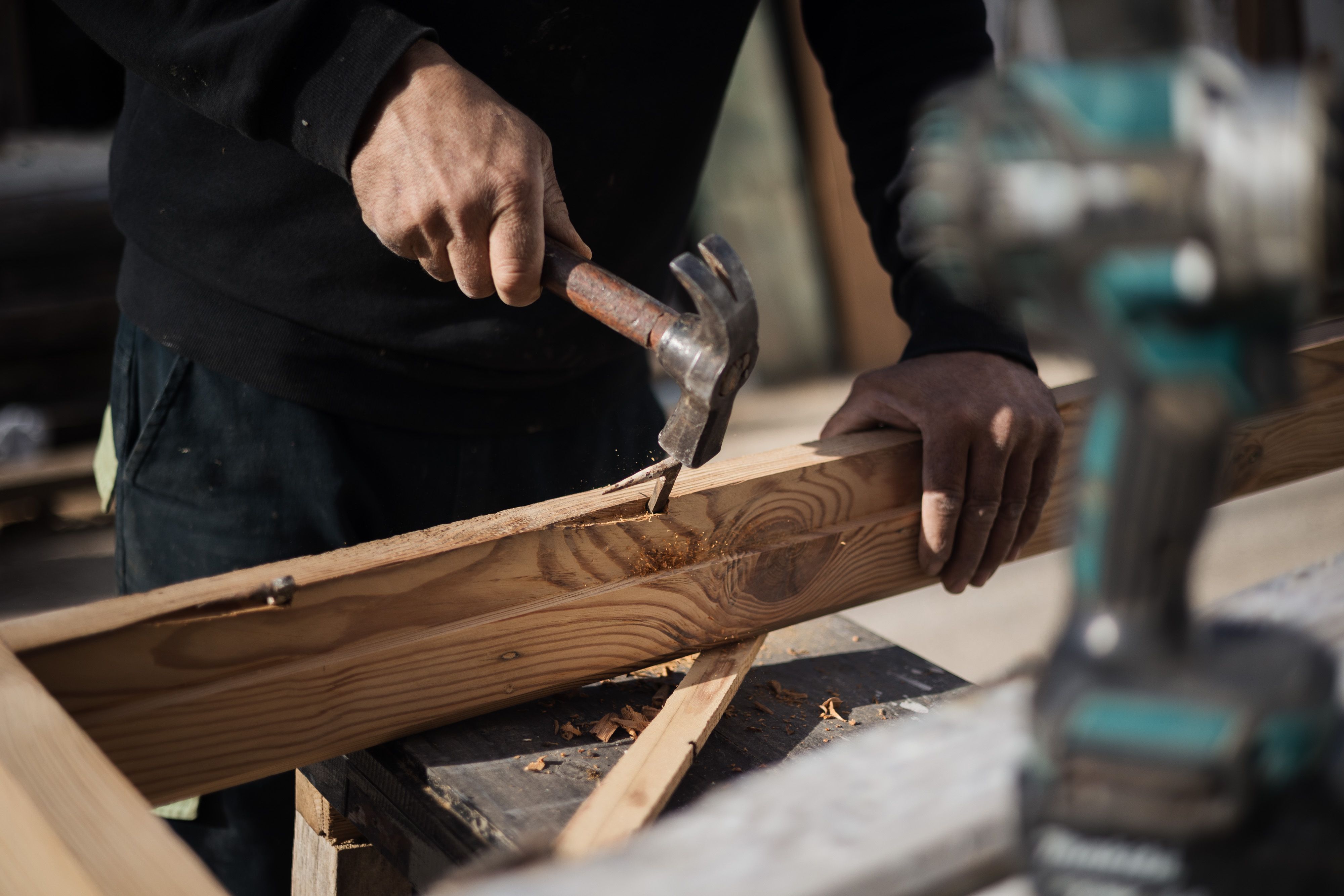 Proyecto AQUA un lugar de recuperación de maderas viejas