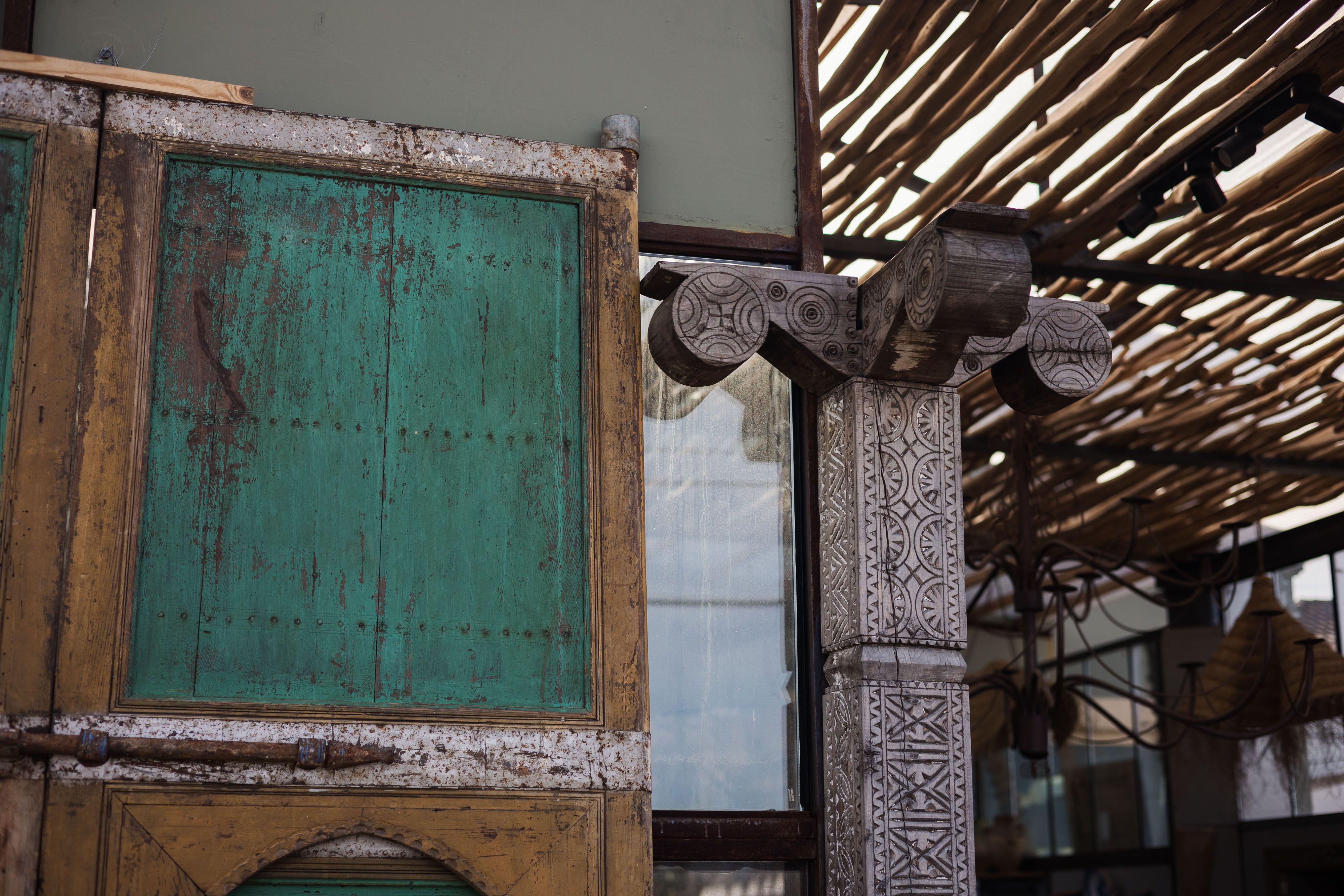 Proyecto AQUA un lugar de recuperación de maderas viejas