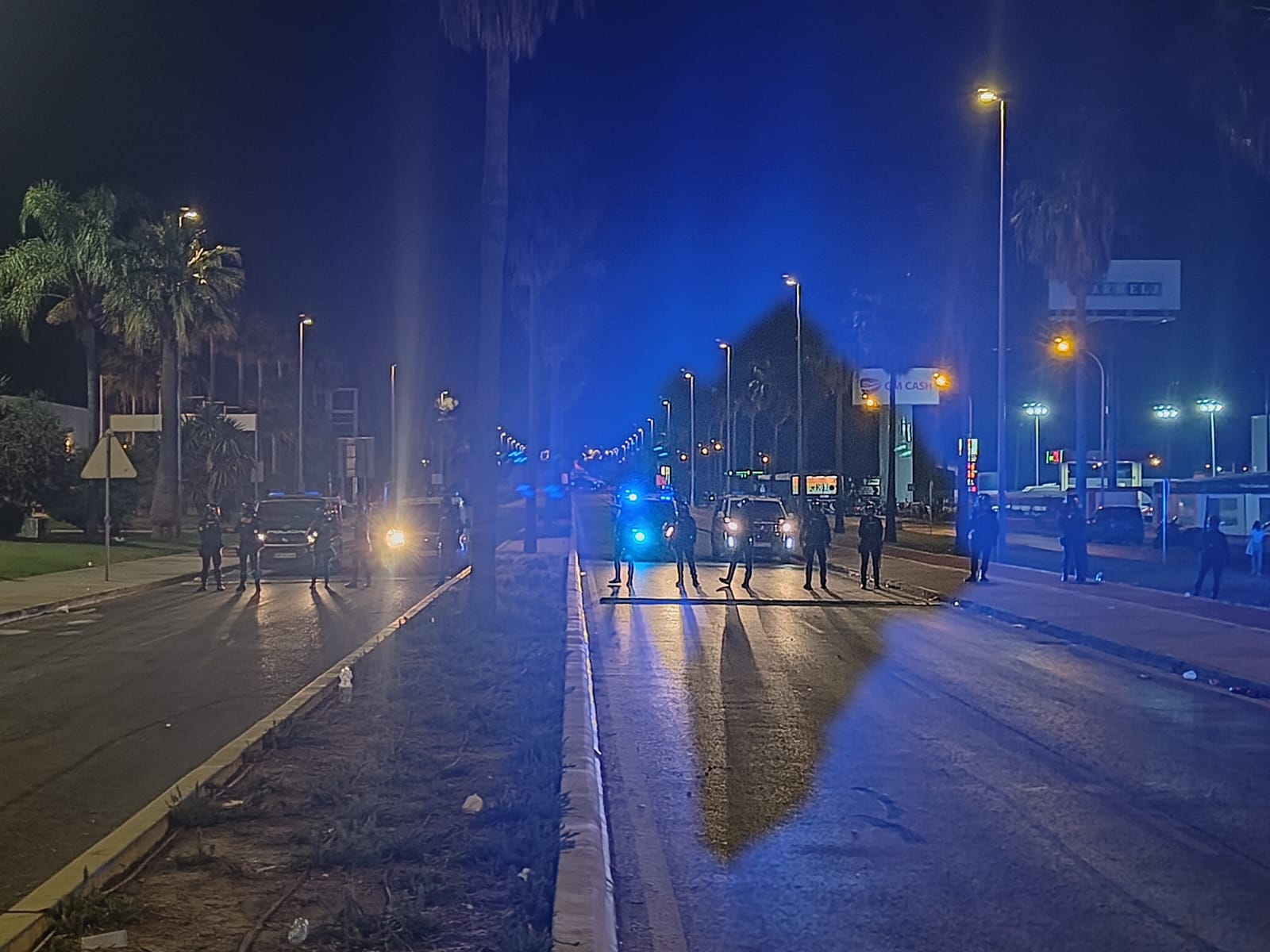 El control de la Policía Nacional en El Puerto, este jueves.