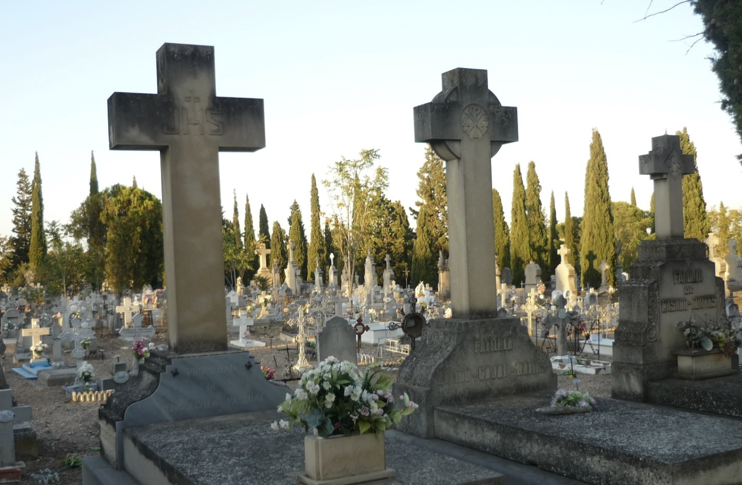 Cementerio de Zaragoza donde ha sido hallado el cadáver de una mujer.