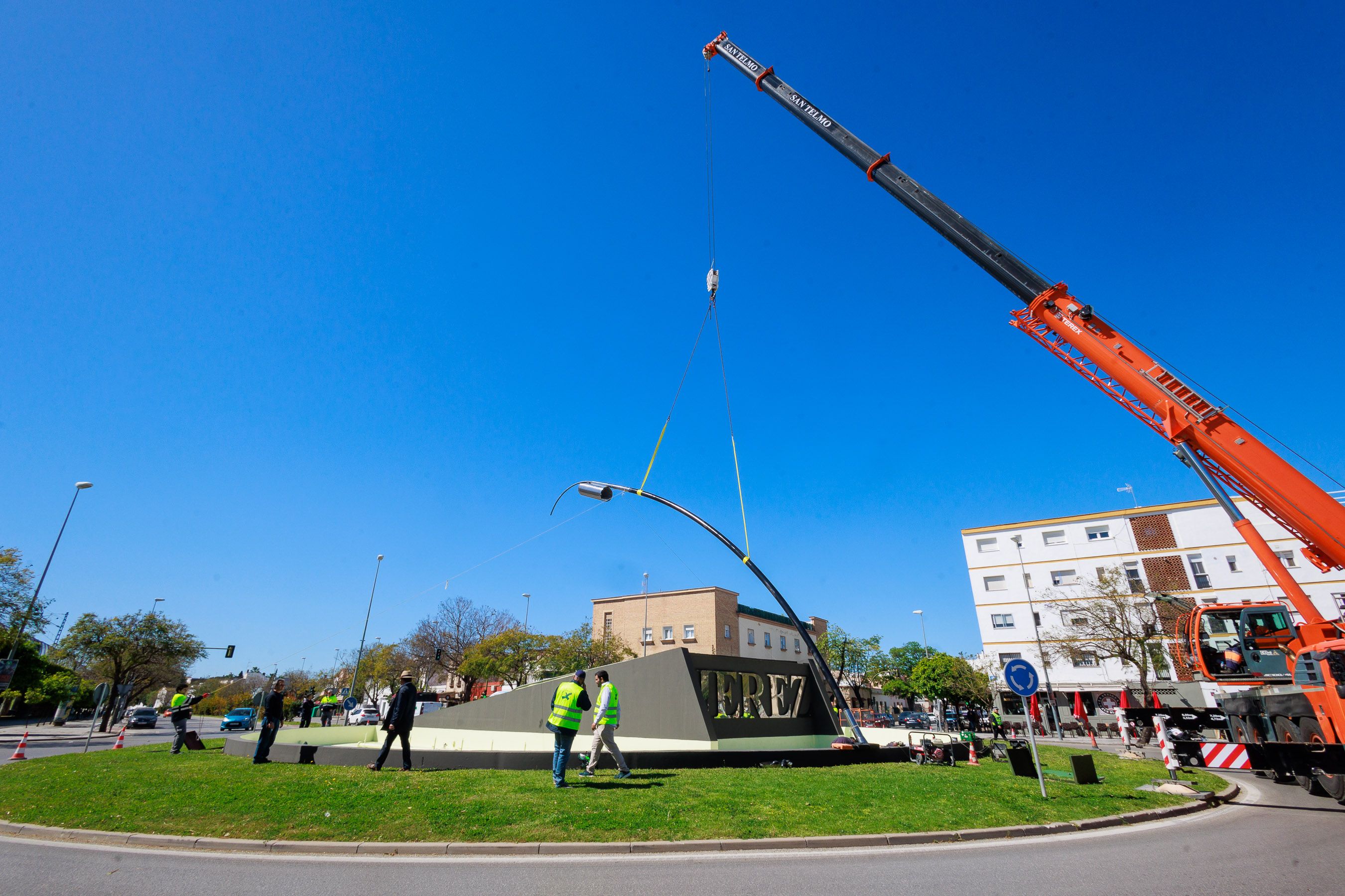 Vuelve la venencia de Jerez a su rotonda