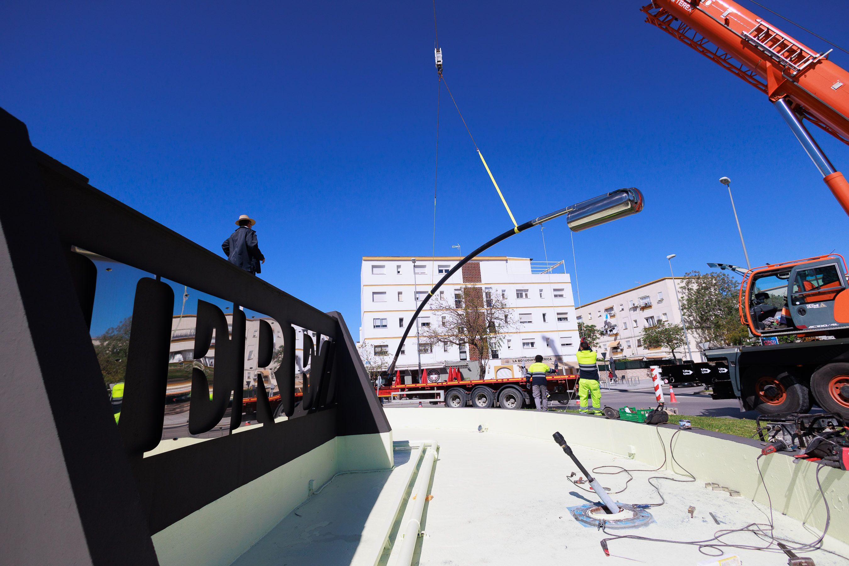 Vuelve la venencia de Jerez a su rotonda