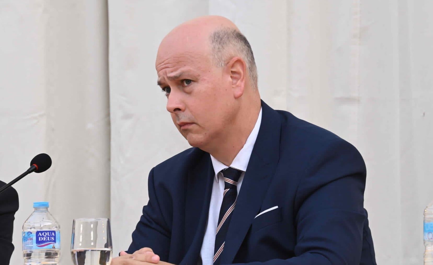 El Decano de Derecho de la US, Fernando Llano (derecha), en una imagen reciente. 