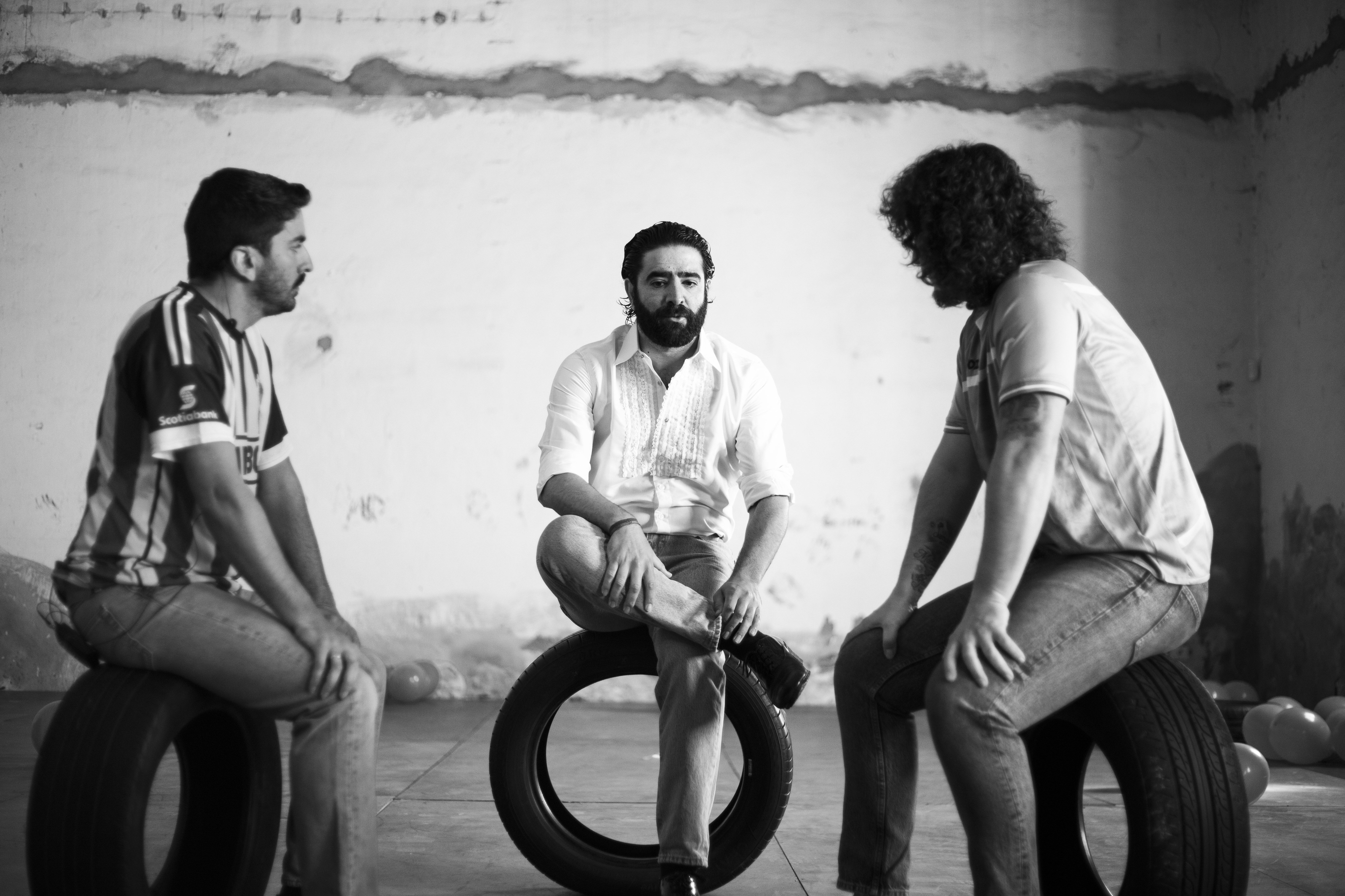 Antonio Molina 'El Choro' junto a Jesús Corbacho y Francisco Roca durante el ensayo abierto de su próximo espectáculo.