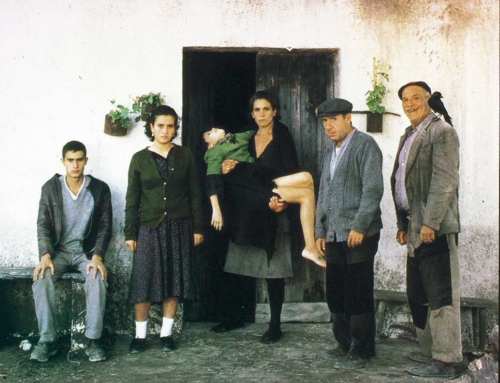 Imagen del cartel de la película 'Los santos inocentes'.