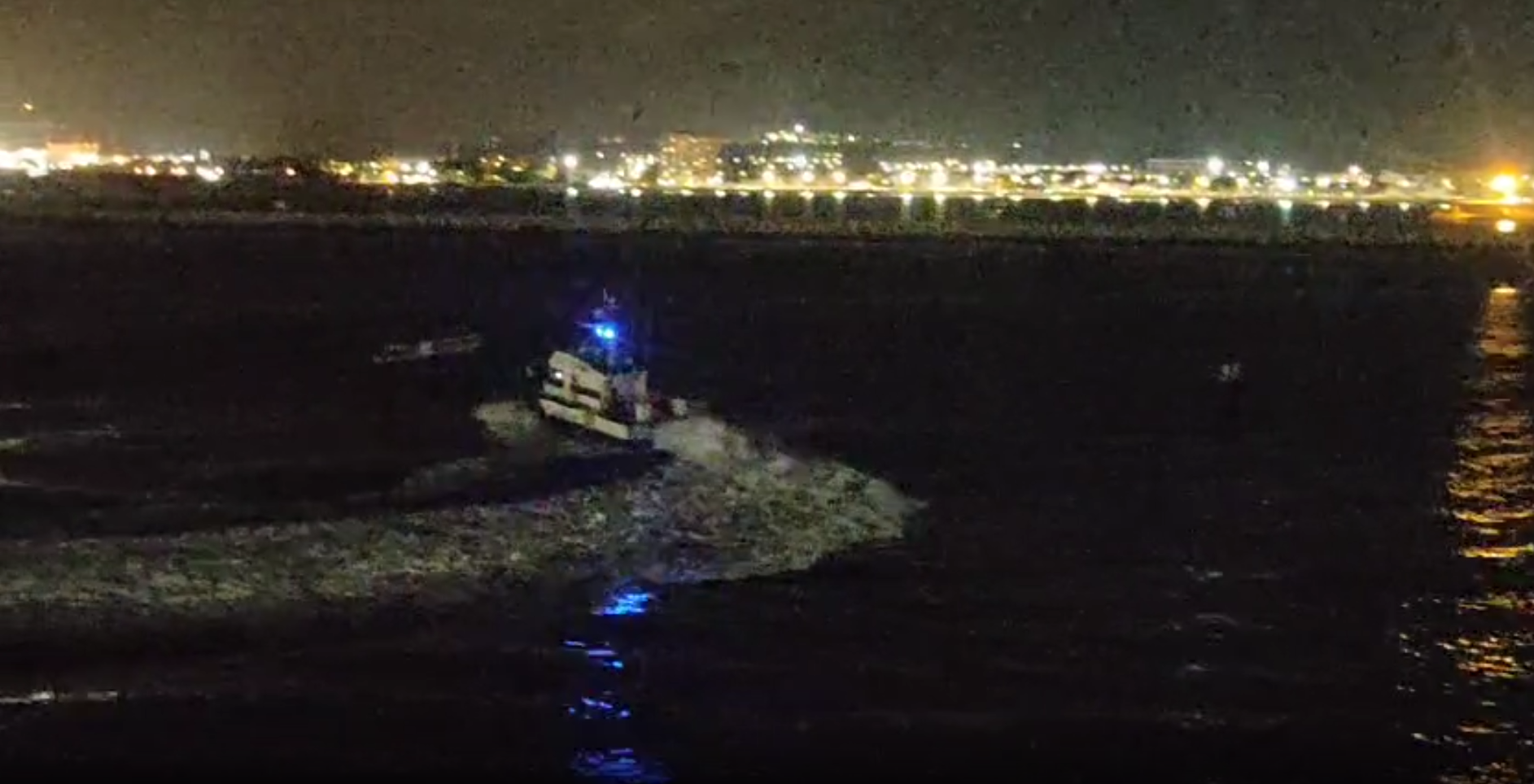 El accidente de la patrullera de Guardia Civil en aguas alrededor del Peñón.