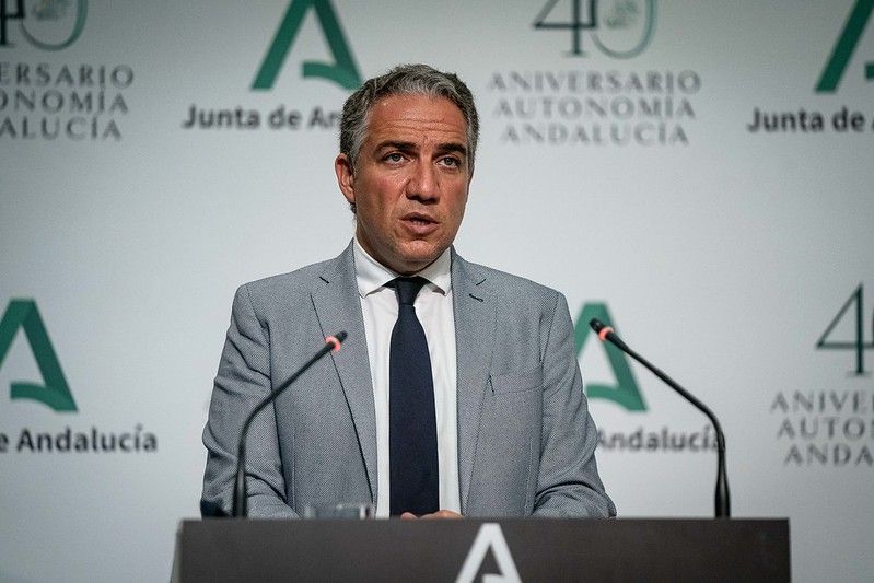 El consejero de Presidencia, Elías Bendodo, en rueda de prensa.