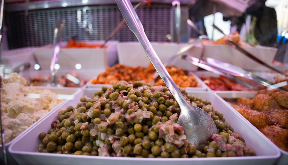 Parte del 'escaparate' con al oferta de este espacio de comida para llevar. 