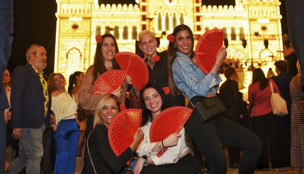 La noche del 'Pescaíto' 2024 en el Real de la Feria de Sevilla.