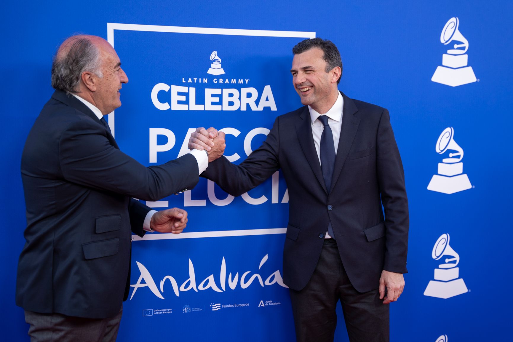 La alfombra roja del los Latin Grammy en Cádiz, en un homenaje a Paco de Lucía.