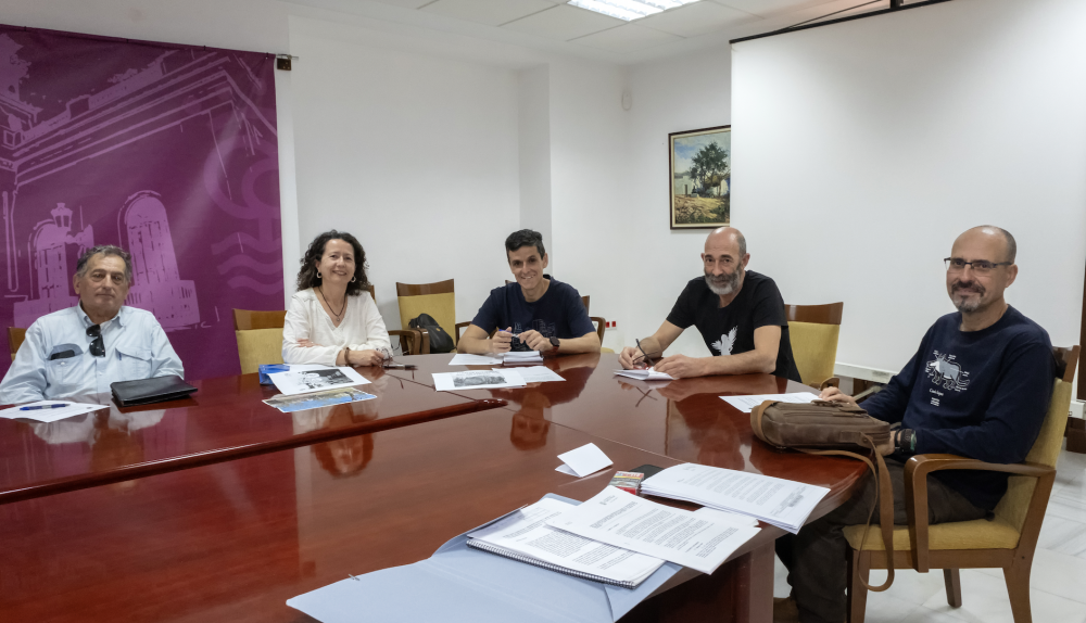 Reunión de la asociación con el Ayuntamiento de Puerto Real.