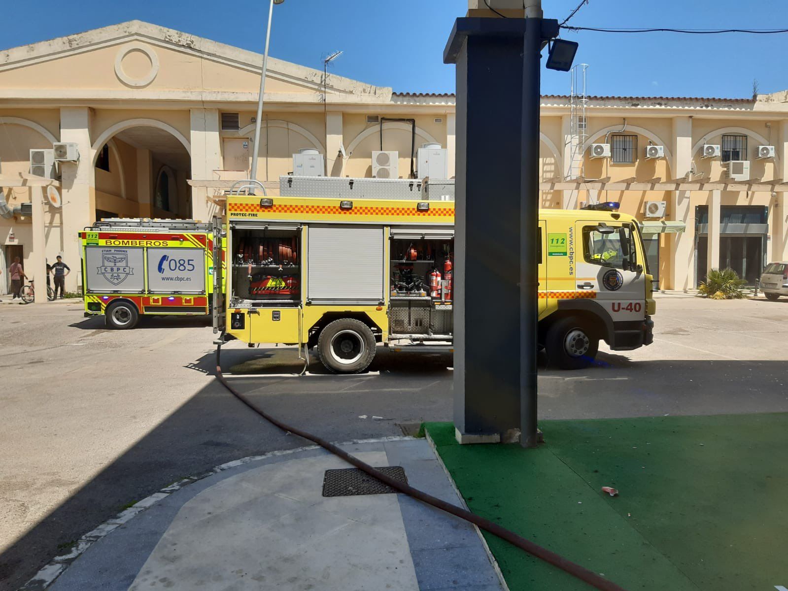 Incendio en el local de copas ubicado en avenida de Lola Flores, en Jerez.