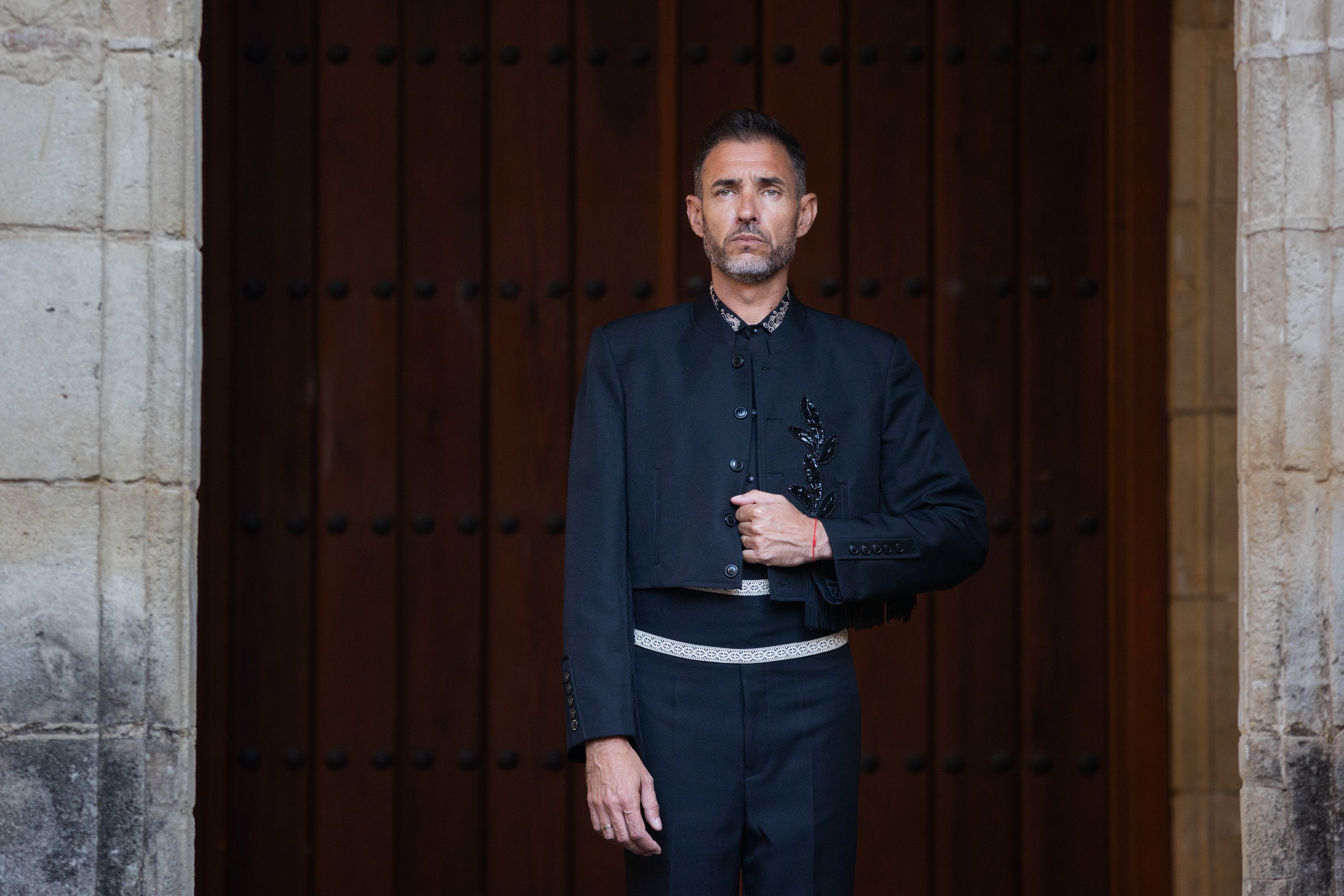  Desfile de 'mujeres con arte' en los Claustros de Santo Domingo de Jerez