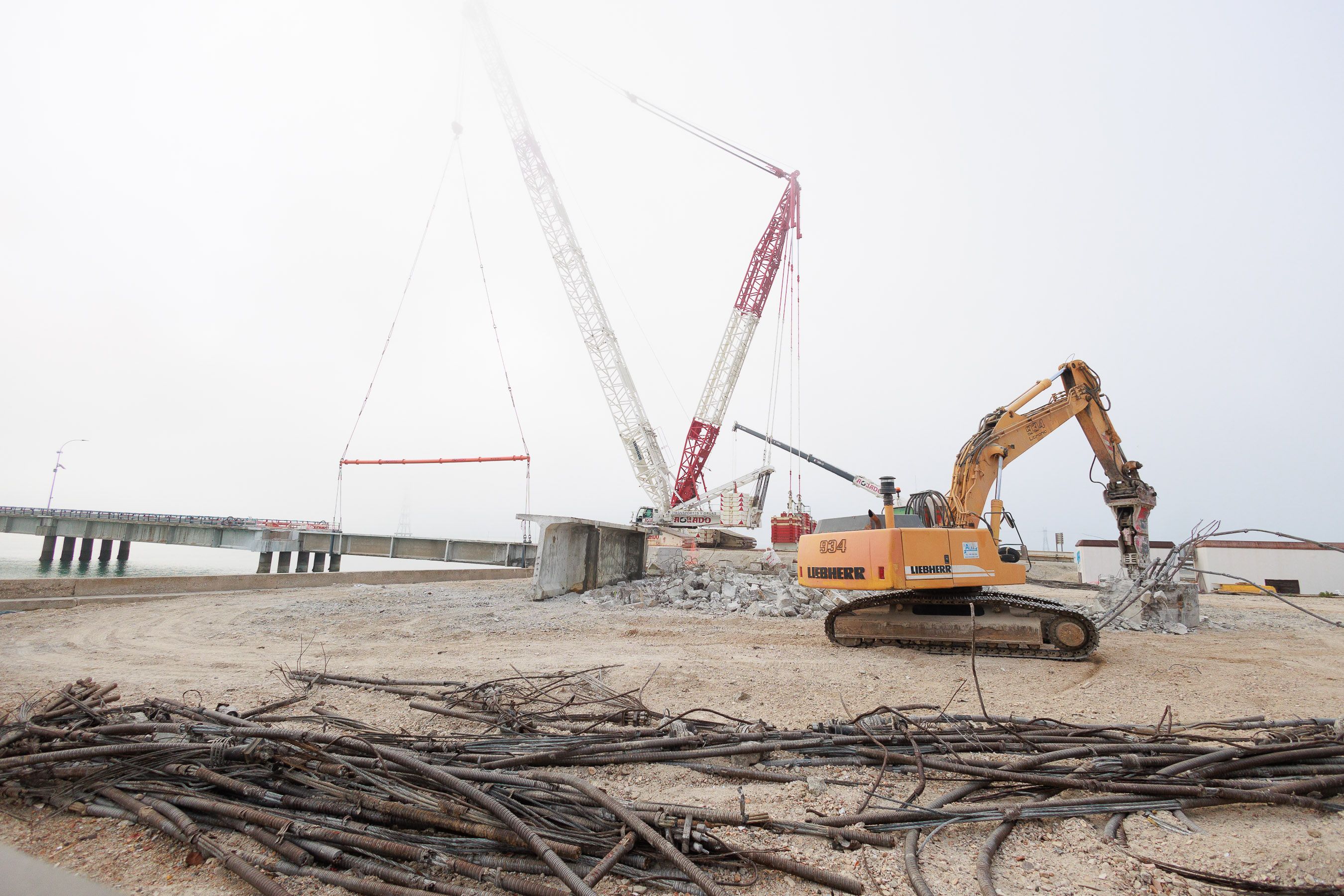 Un mes de obras en el  puente Carranza en Cádiz