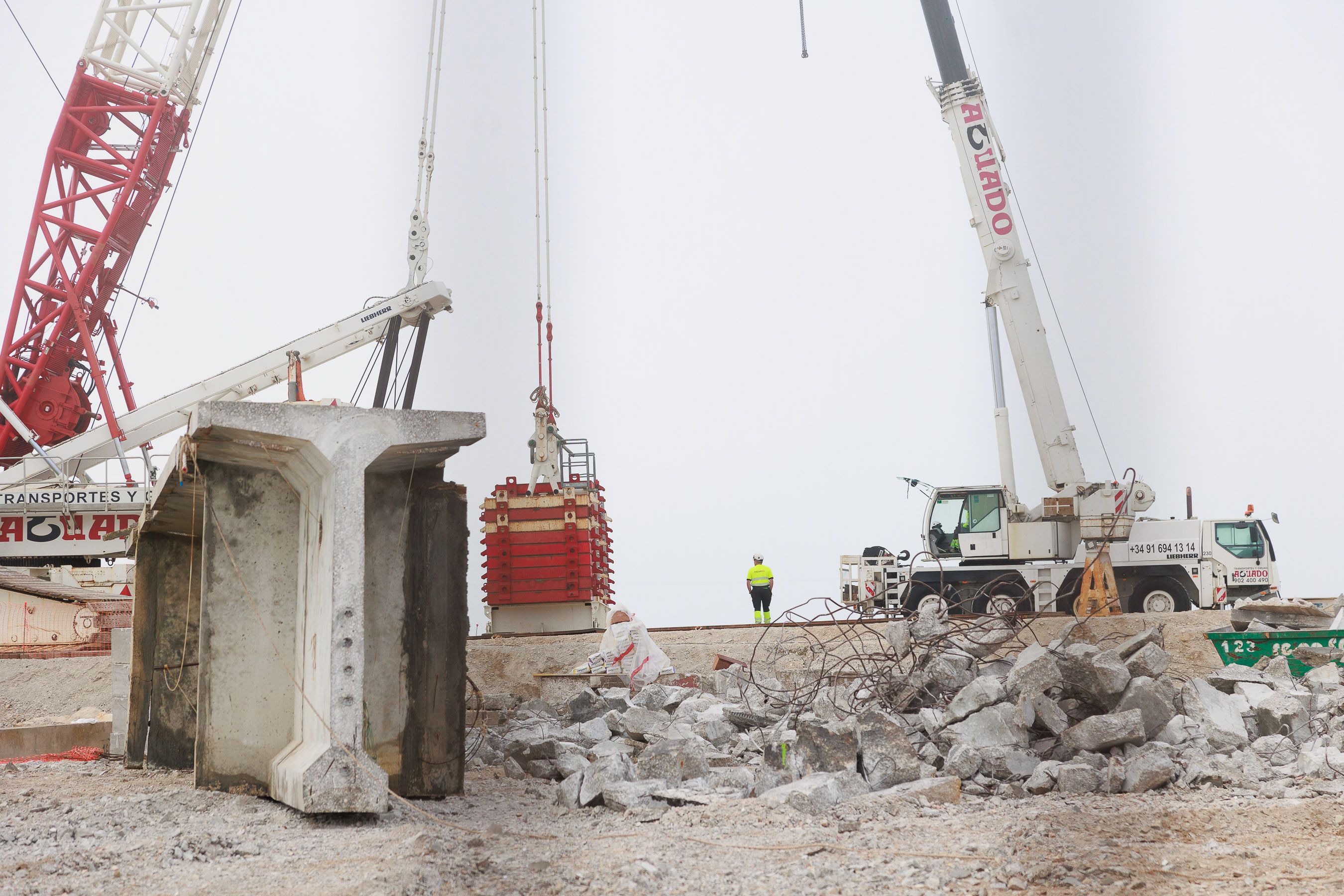 Un mes de obras en el  puente Carranza en Cádiz