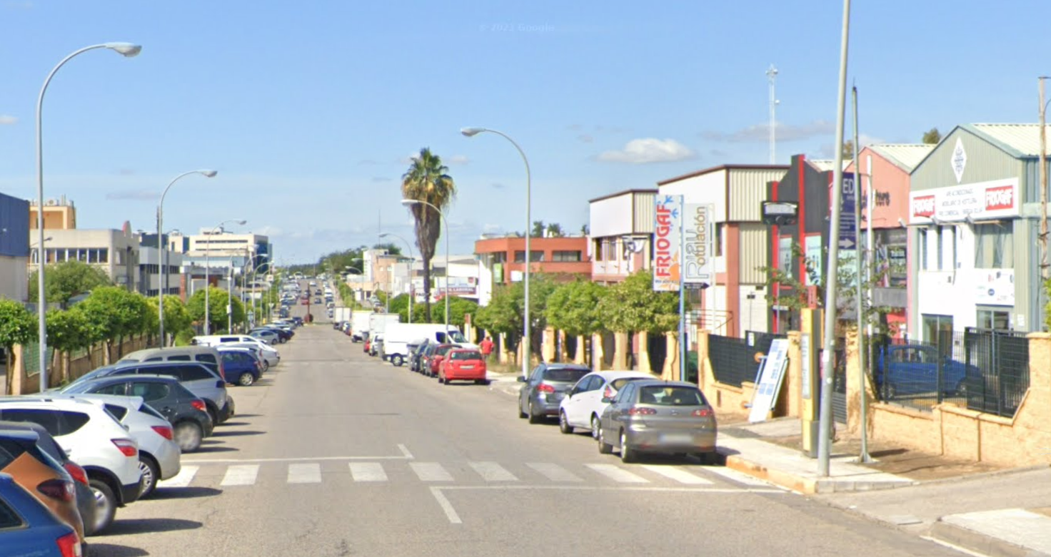 La calle Artesanía de Mairena del Aljarafe, donde ha muerto un chico de 26 años.