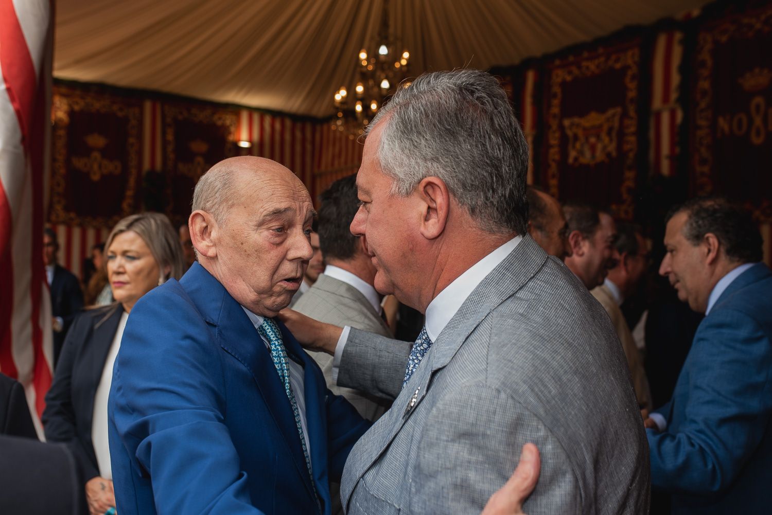 La recepción de Diputación de Sevilla en la caseta municipal, en imágenes.