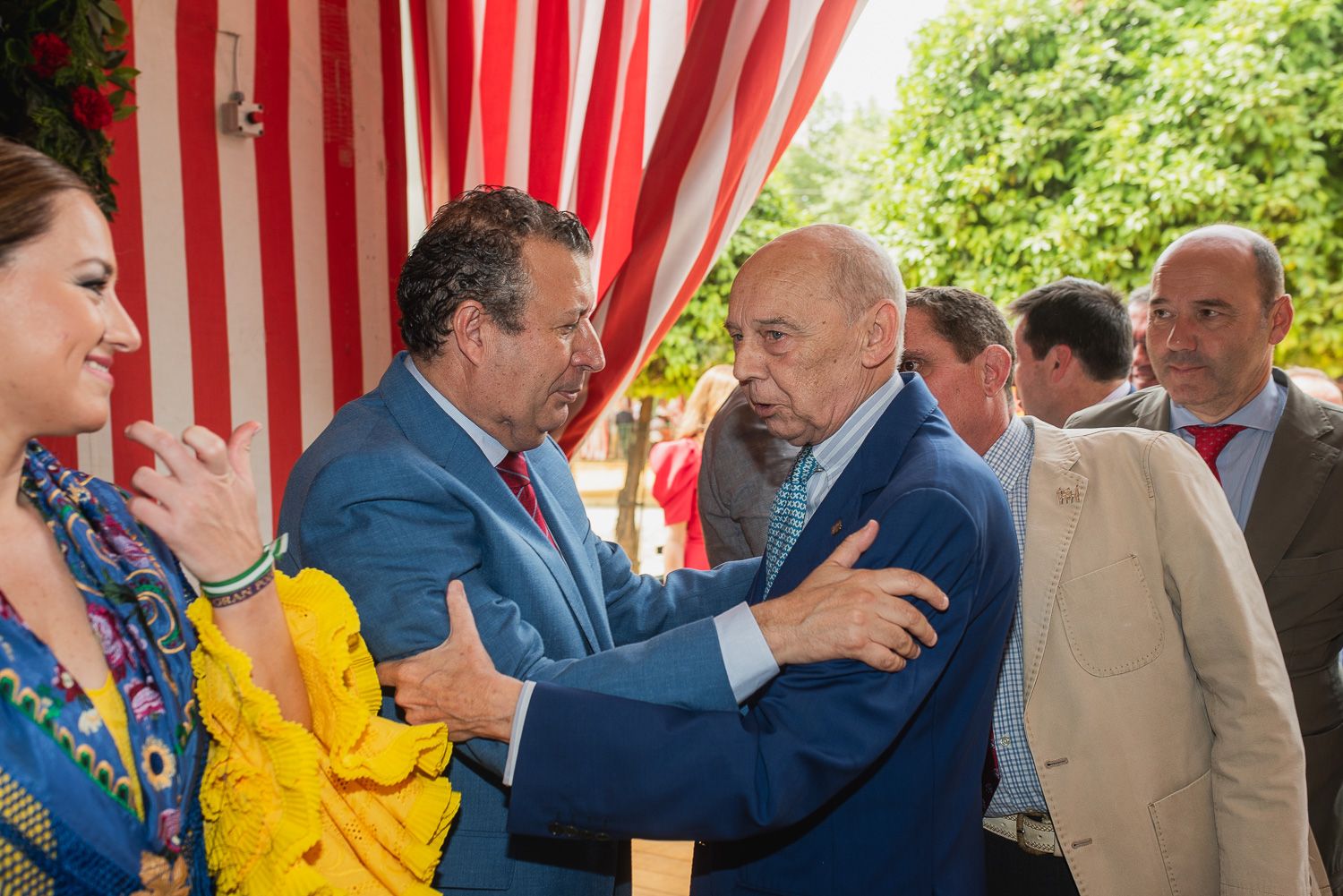 La recepción de Diputación de Sevilla en la caseta municipal, en imágenes.