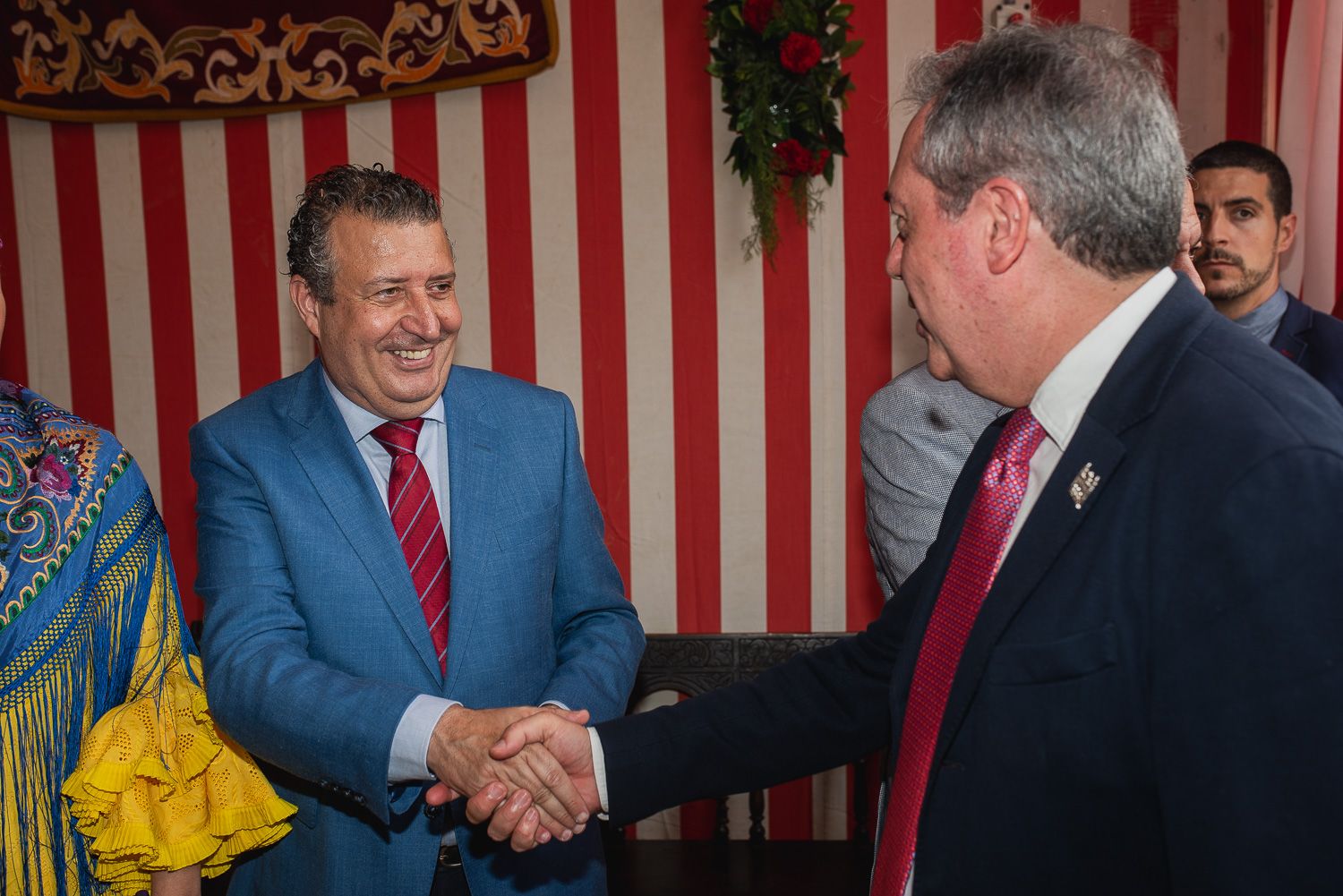 La recepción de Diputación de Sevilla en la caseta municipal, en imágenes.