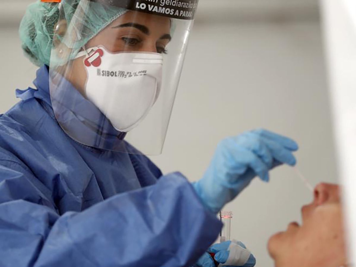 Estudiantes de Enfermería, obligados a ejercer en su último año frente al colapso en los hospitales. Foto: SATSE