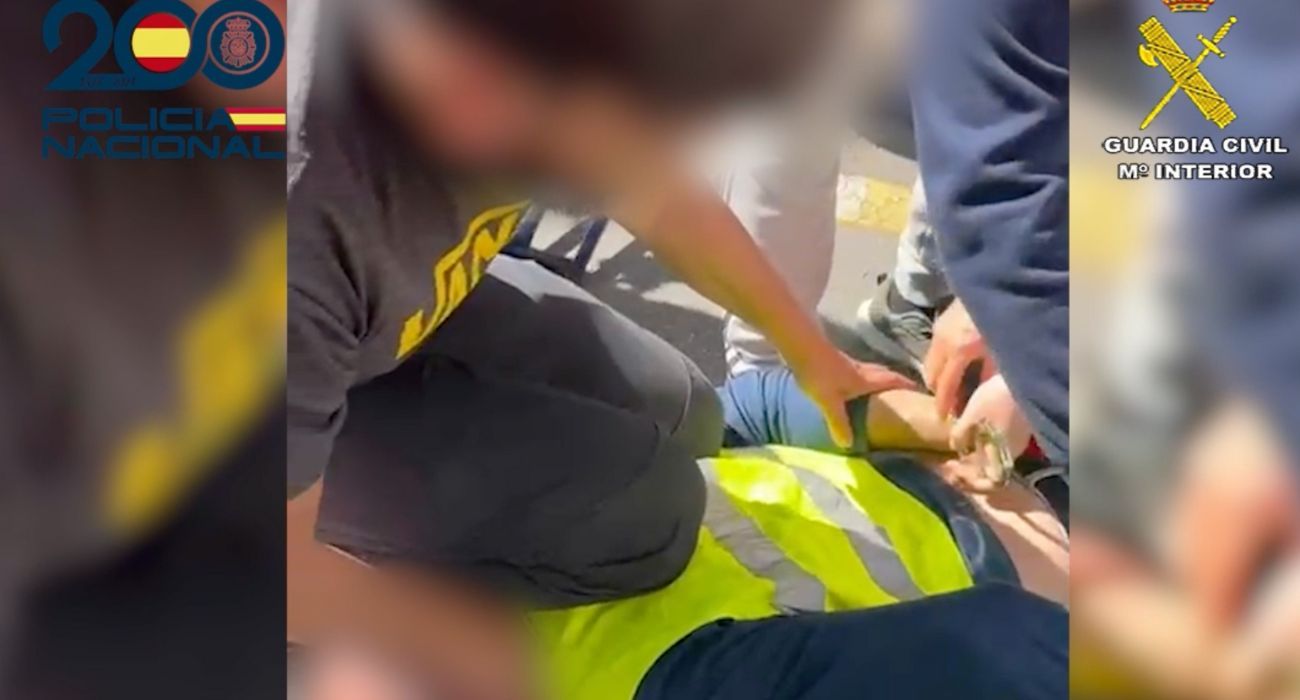 Momento de la detención del atracador.