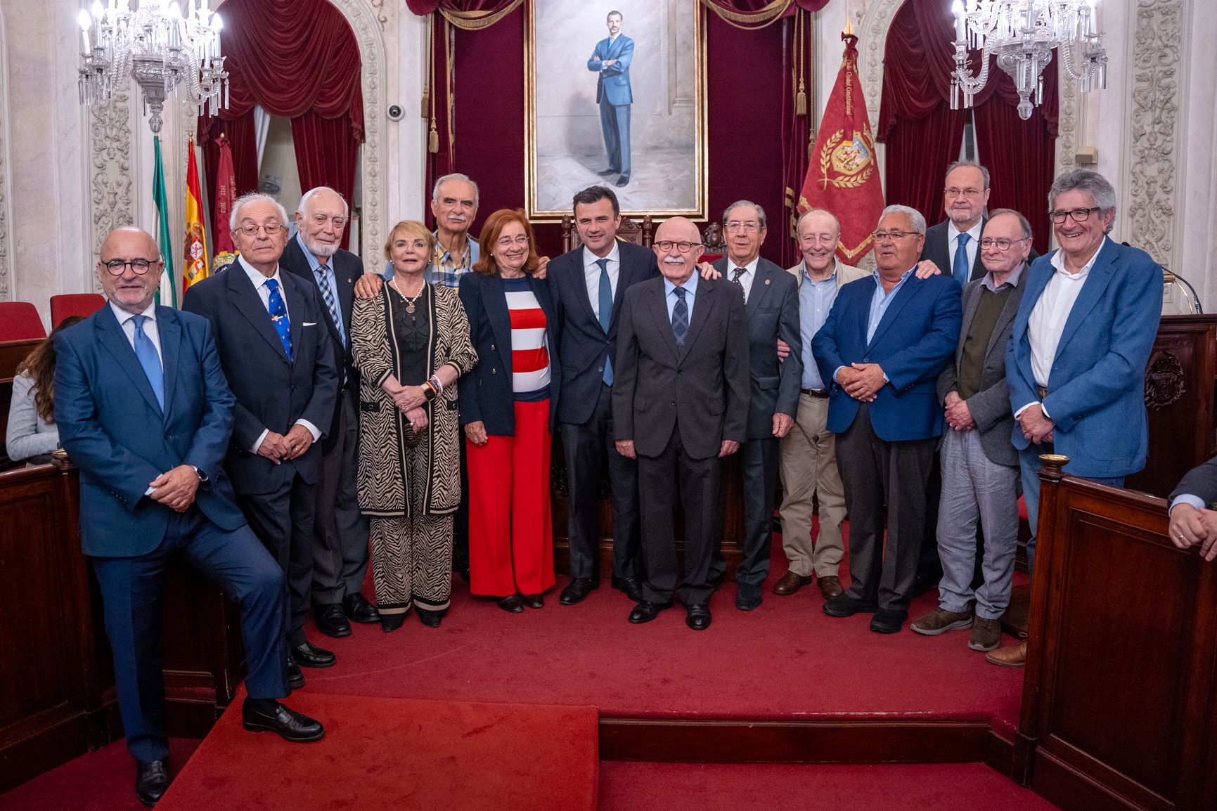Antiguos concejales de Cádiz celebran el 45 ANV de la constitución de los ayuntamientos democráticos