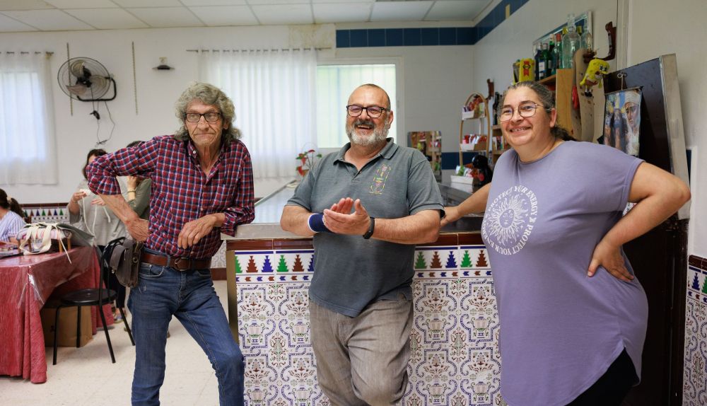 Juan, Pedro y Rocío participan en el programa cultural.