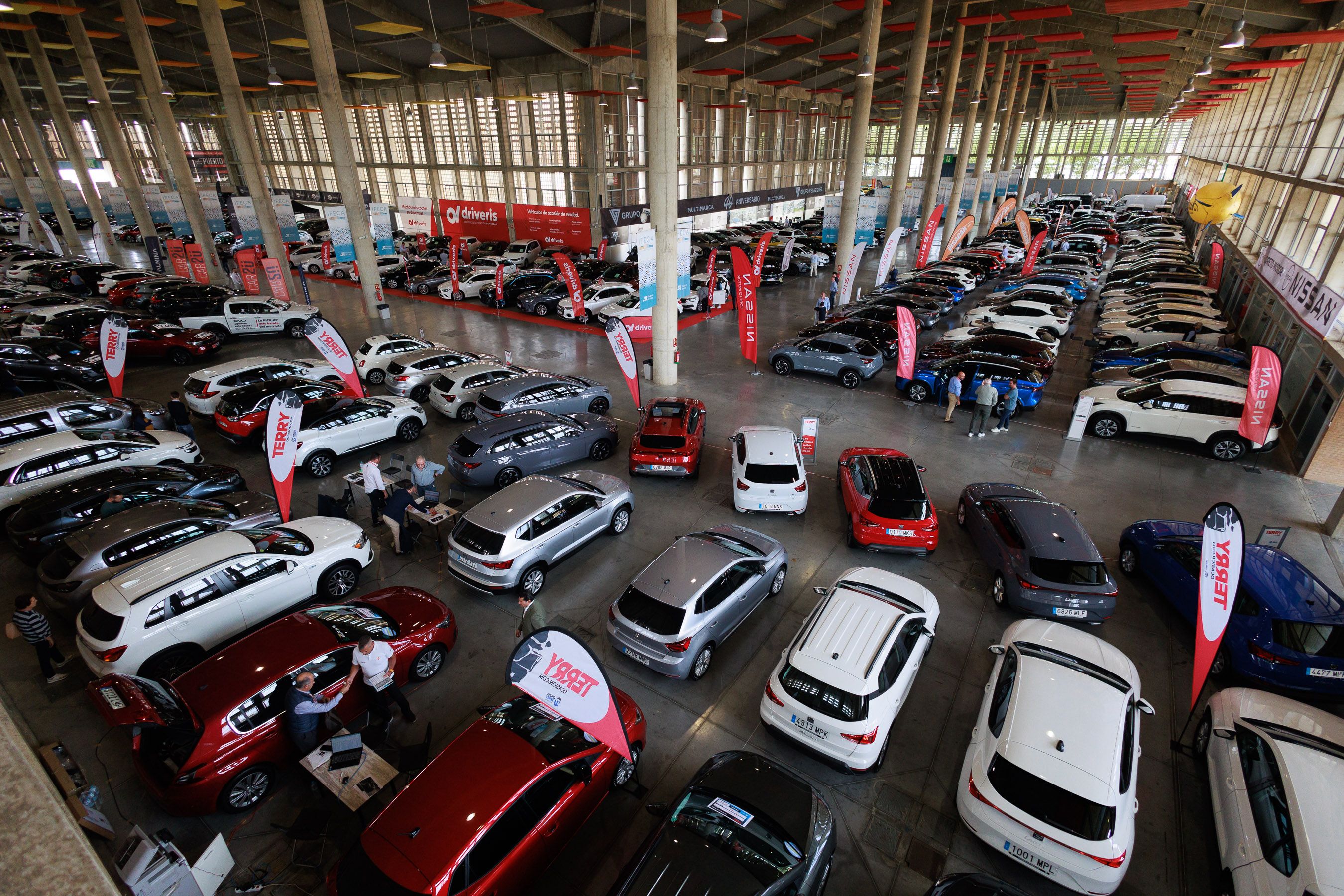 Más de 500 vehículos de segunda mano y kilómetro cero en el salón de Ifeca, en Jerez.