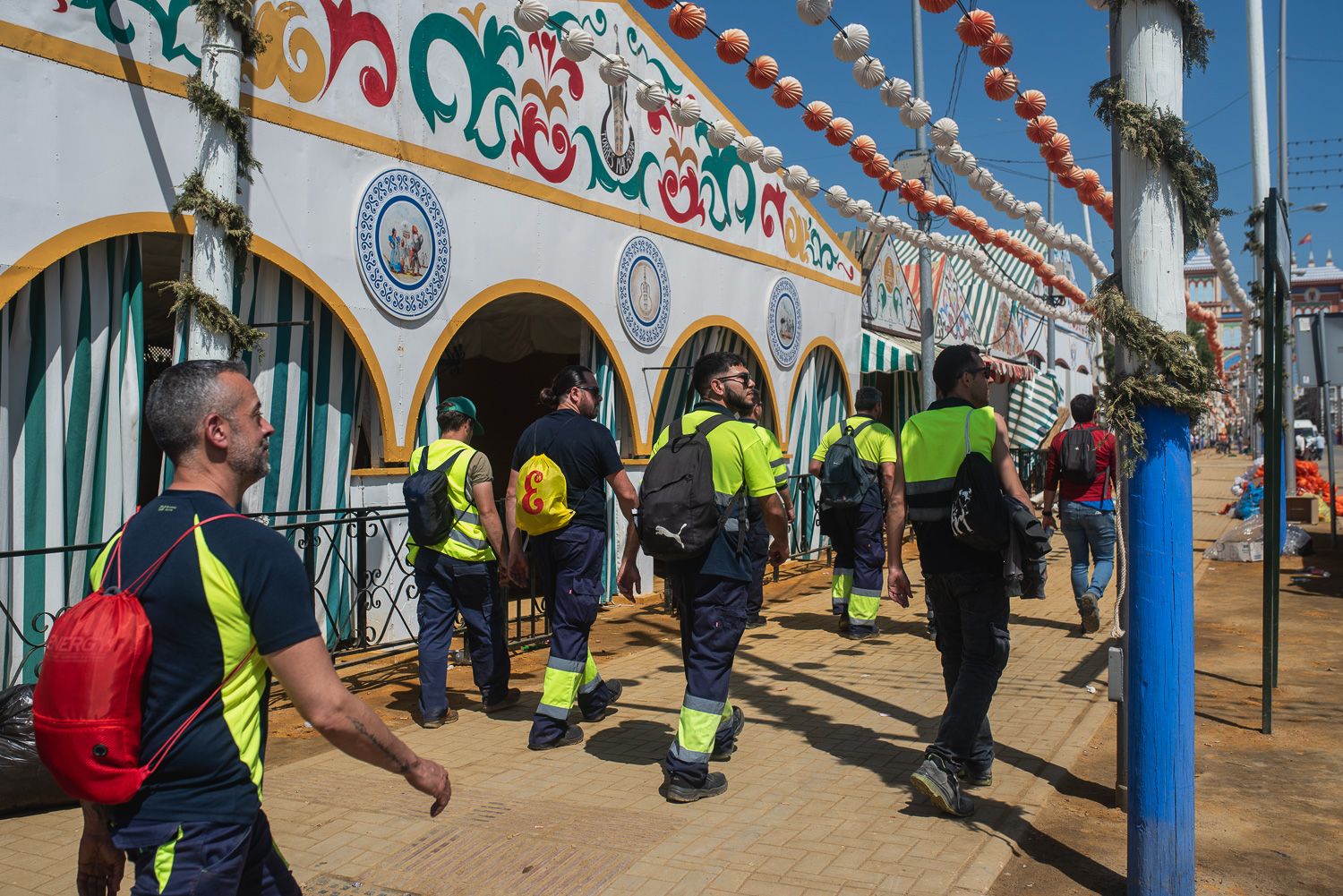 El desmontaje de la Feria de Sevilla, en imágenes.