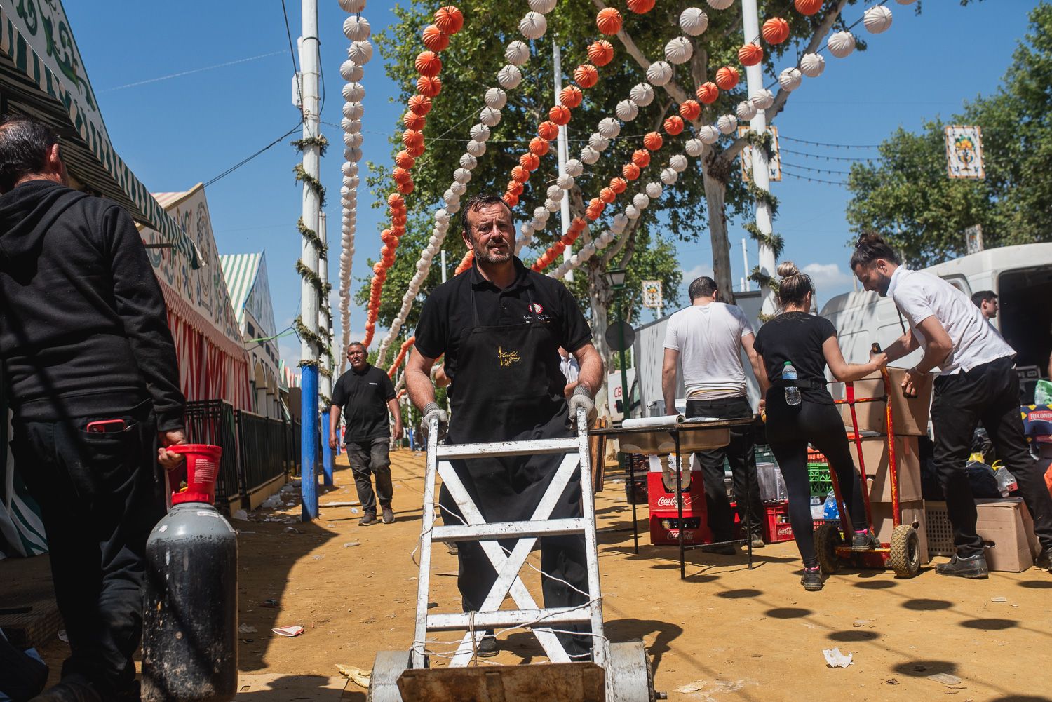 El desmontaje de la Feria de Sevilla, en imágenes.