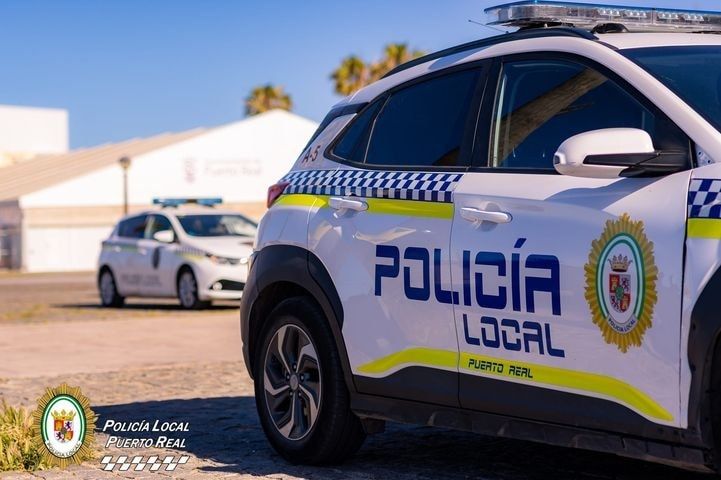 Un agente de la Policía Local fue agredido en la detención del presunto agresor.