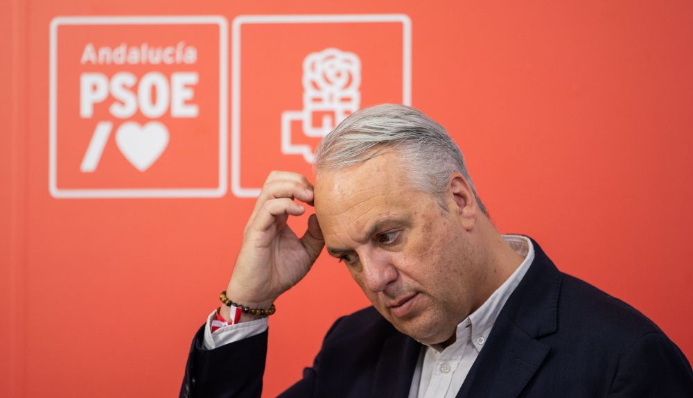 RUIZ BOIX RUEDA DE PRENSA UNOA DE MAYO CADIZ 8