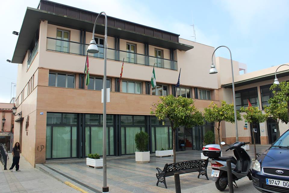 El Ayuntamiento de Cantillana, en una imagen de archivo.