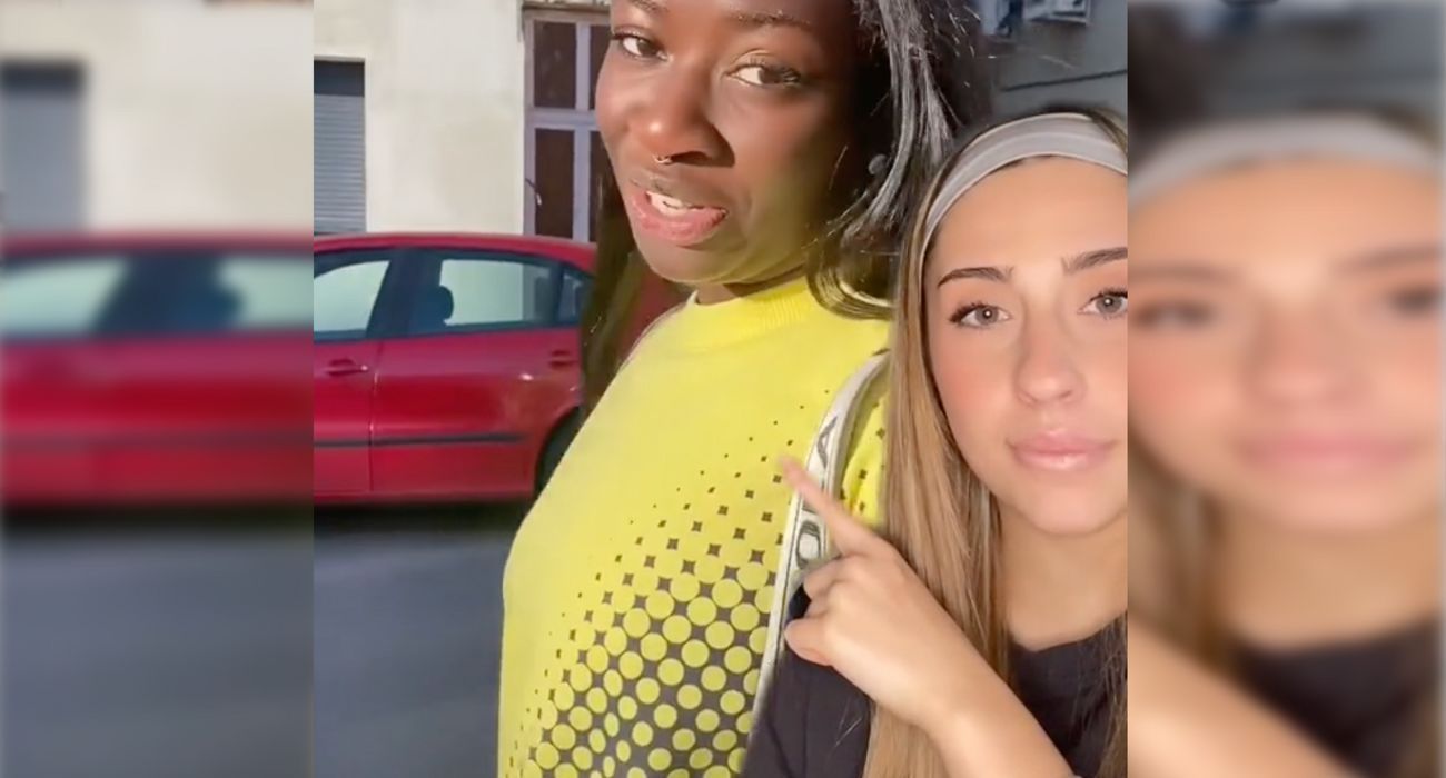 Daniella ha denunciado los comentarios racistas recibidos por su amiga.