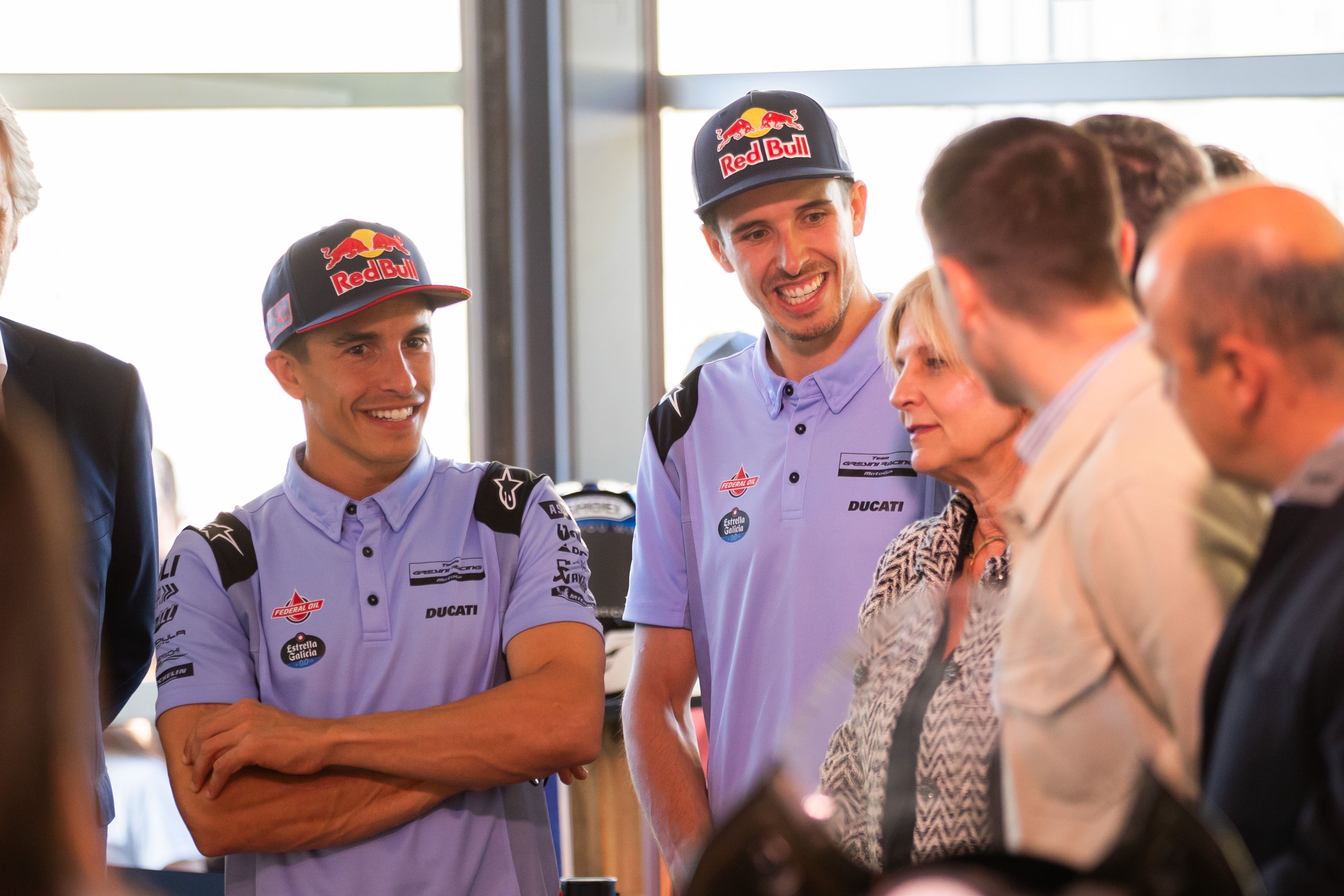 Así han levantado pasiones moteras los hermanos Márquez en Jerez