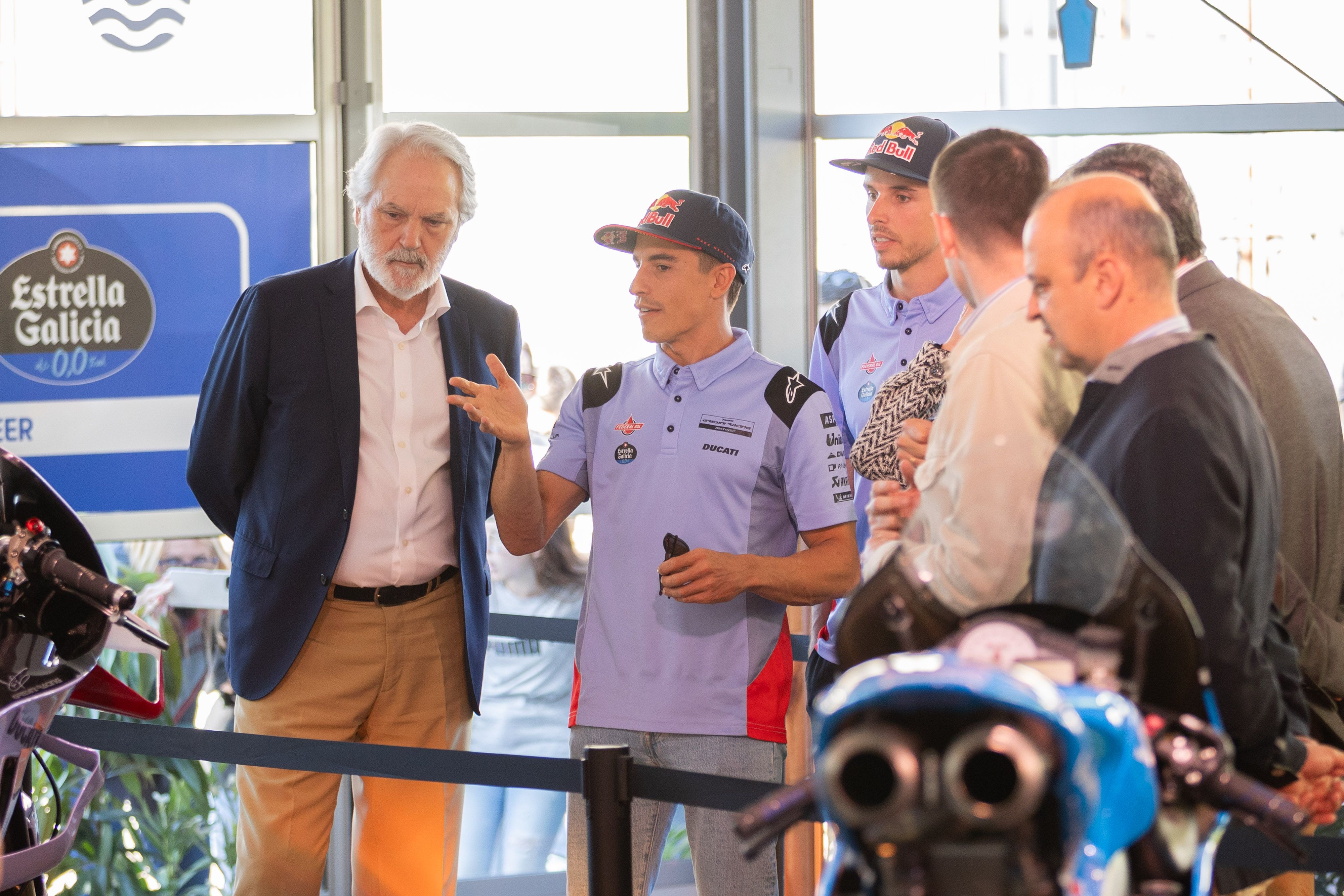 Así han levantado pasiones moteras los hermanos Márquez en Jerez