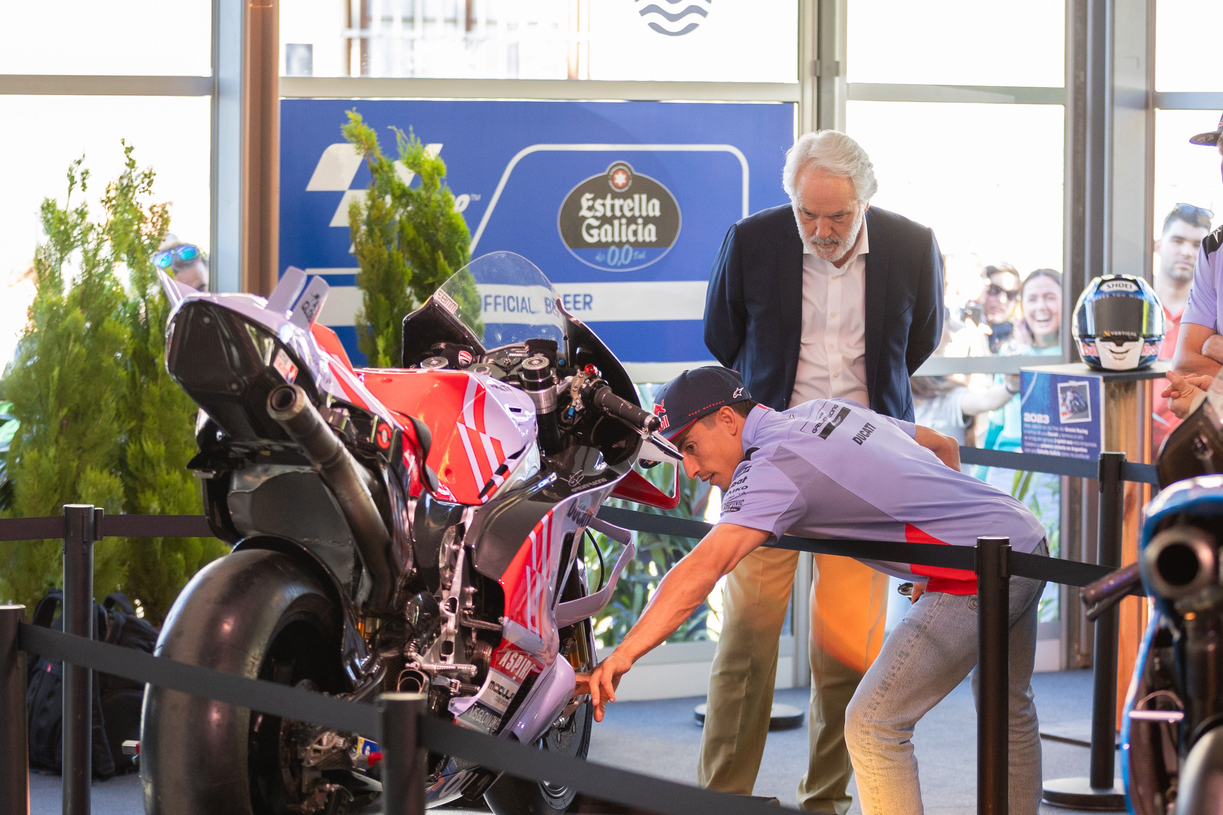 Así han levantado pasiones moteras los hermanos Márquez en Jerez