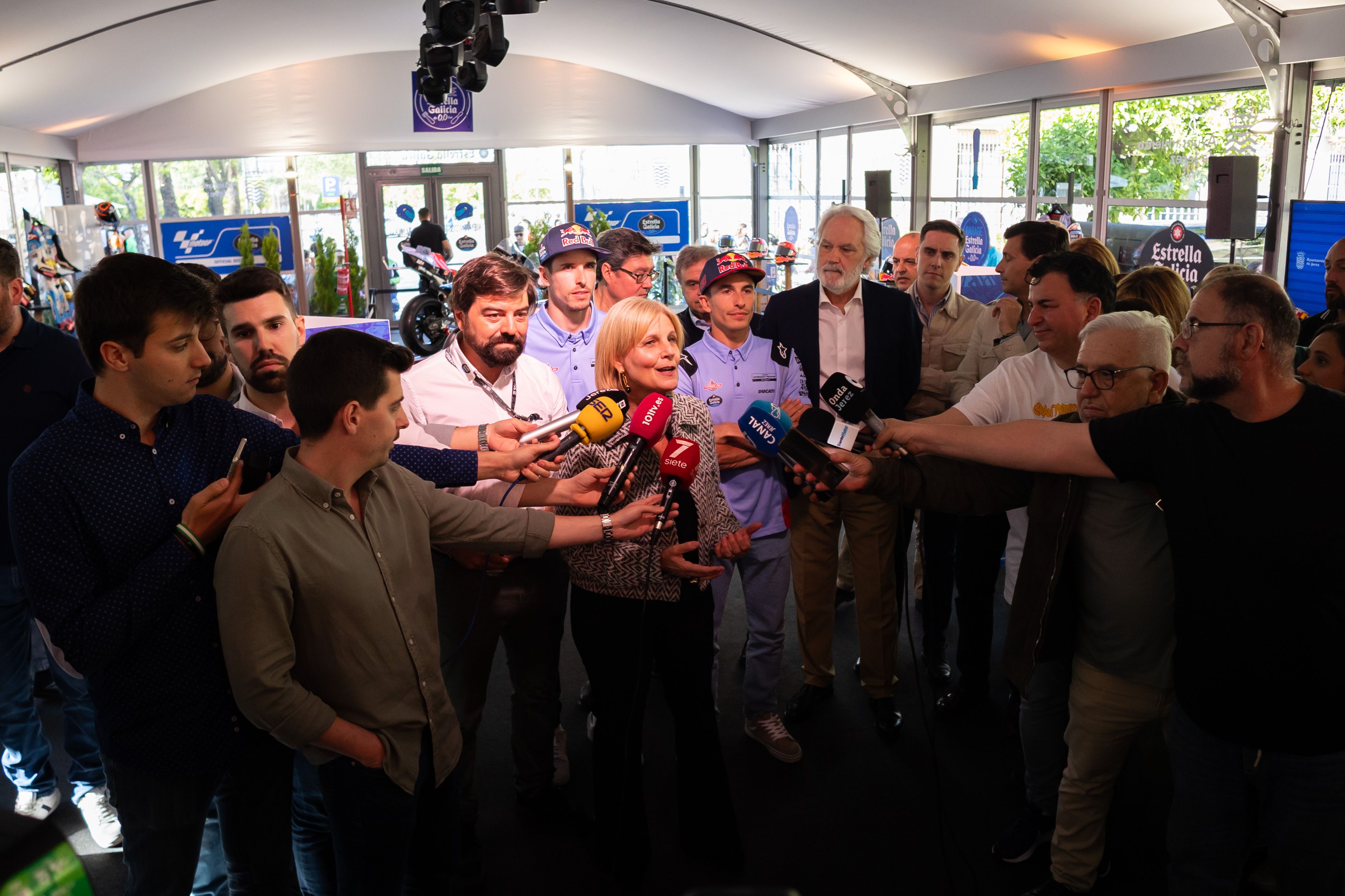 Así han levantado pasiones moteras los hermanos Márquez en Jerez