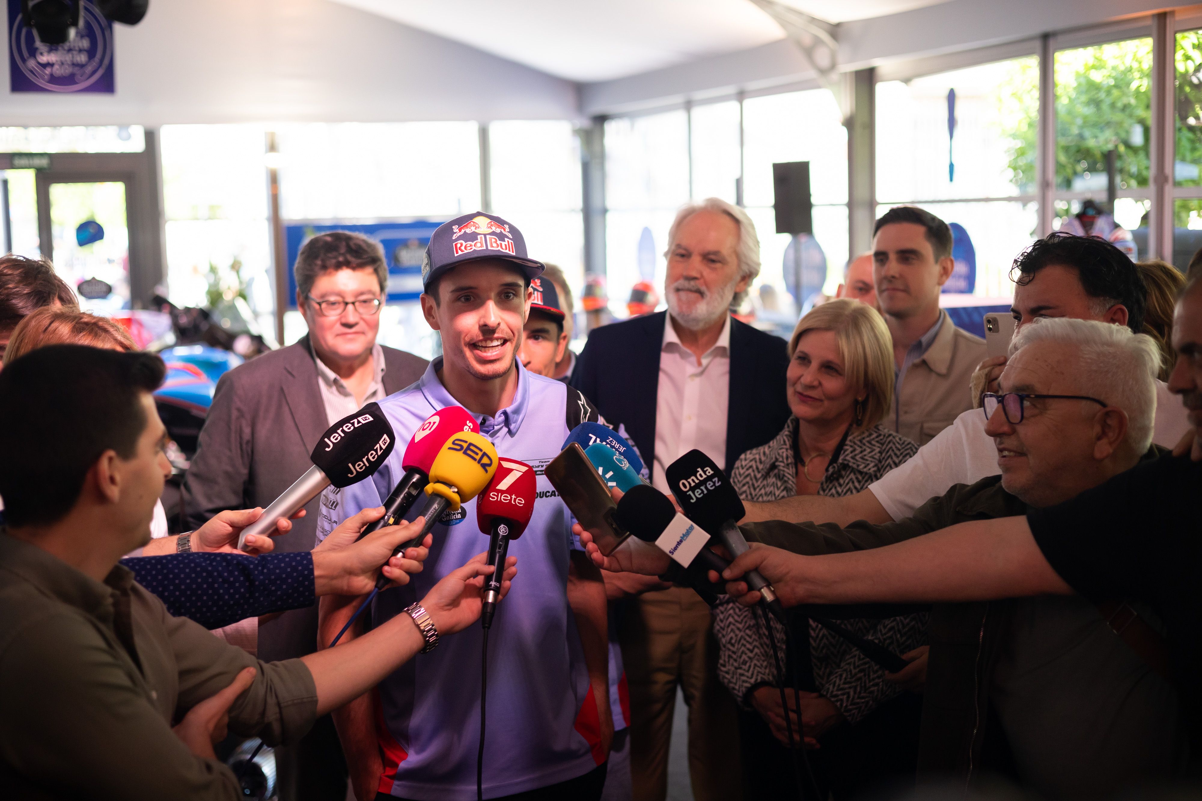 Así han levantado pasiones moteras los hermanos Márquez en Jerez