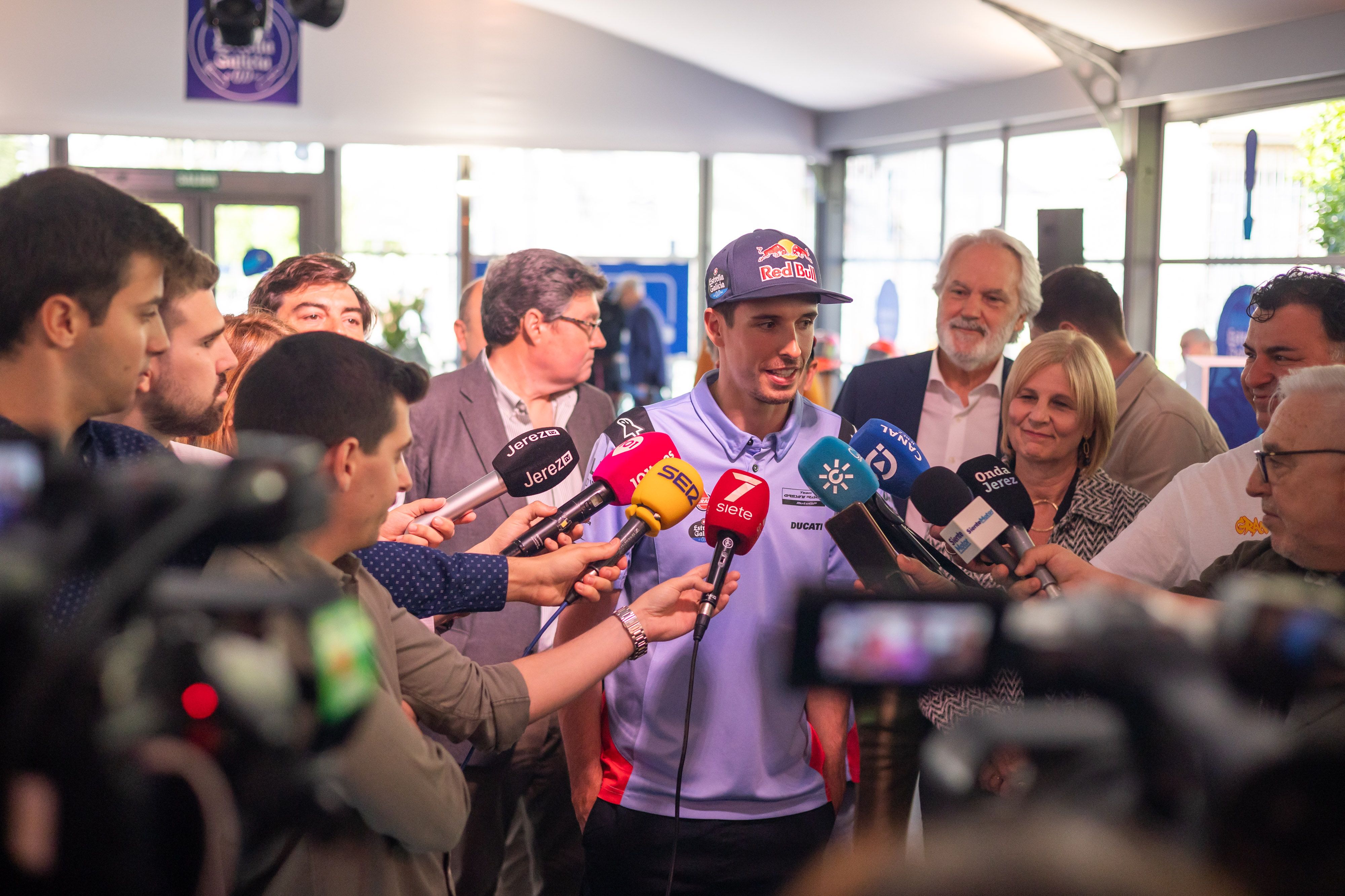 Así han levantado pasiones moteras los hermanos Márquez en Jerez