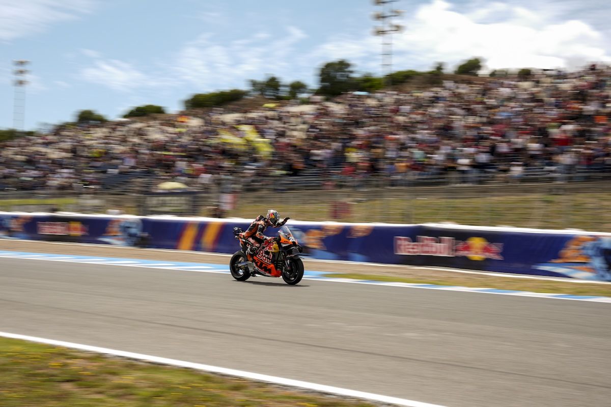 Ambiente motero en el Circuito de Jerez el viernes de Gran Premio