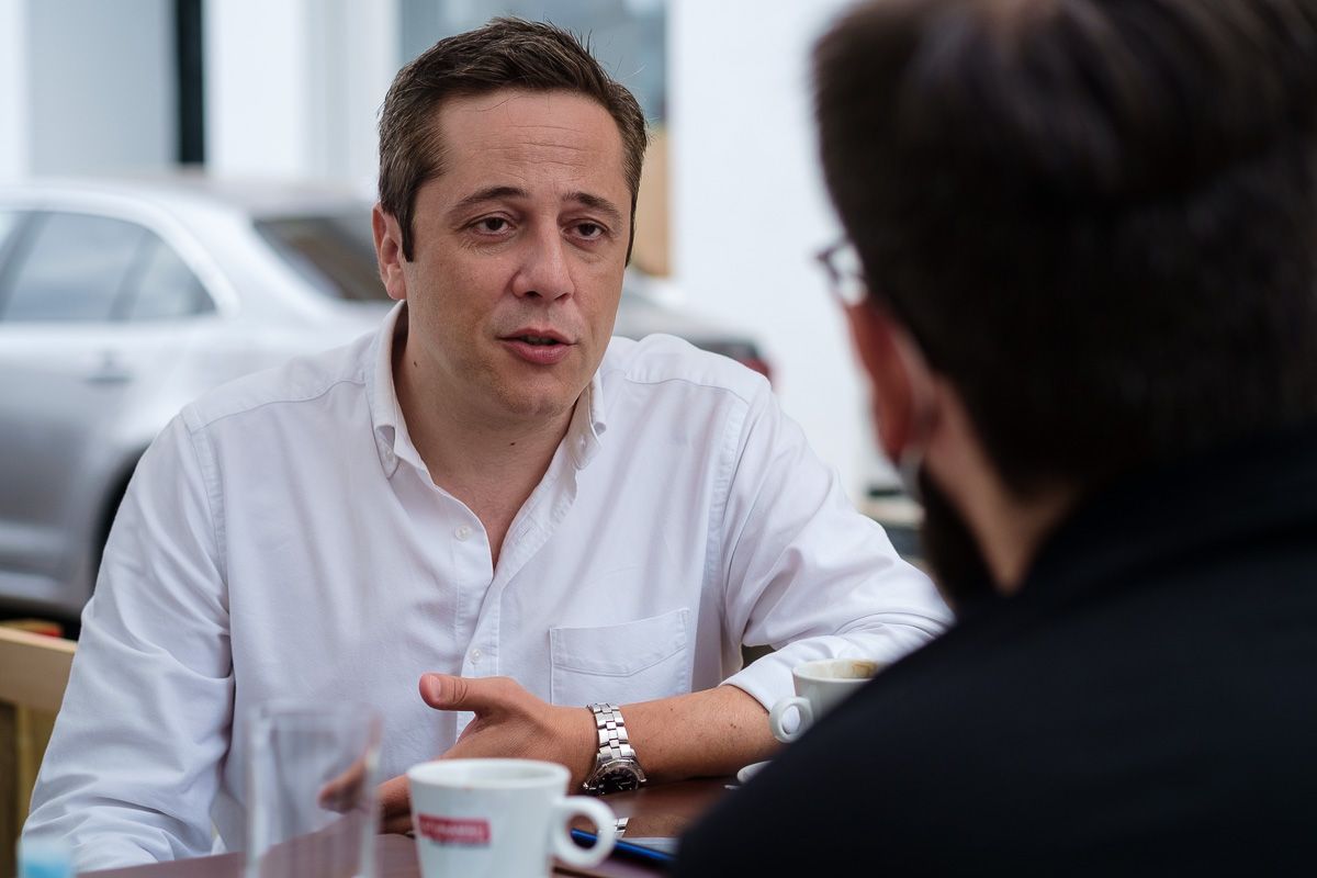 José Bayón, consejero delegado de Enisa, durante la entrevista. FOTO: MANU GARCÍA