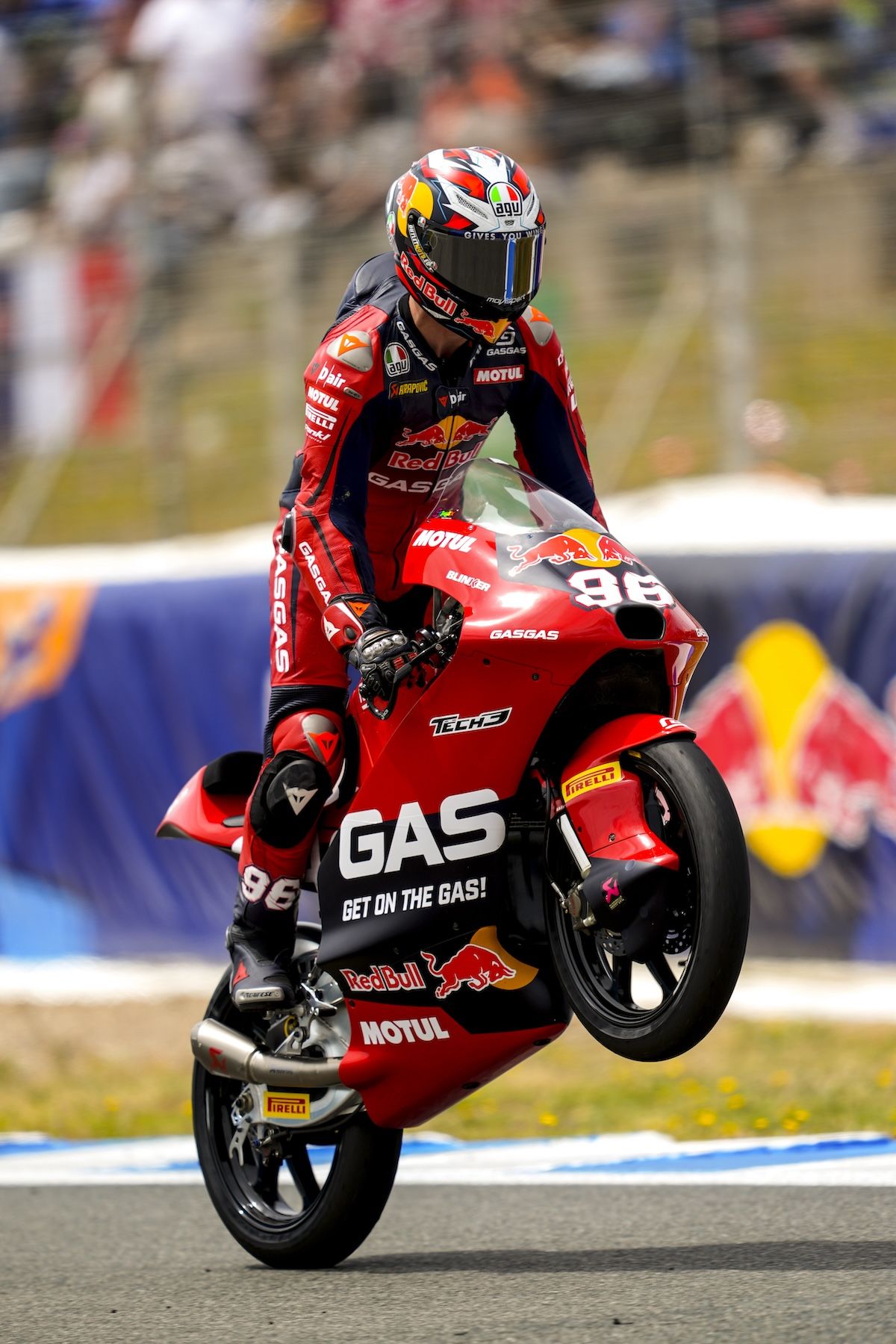 Ambiente motero en el Circuito de Jerez el viernes de Gran Premio